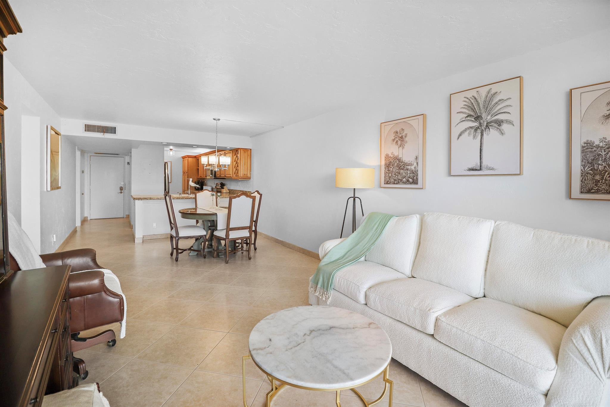 13 Royal Palm Way 302