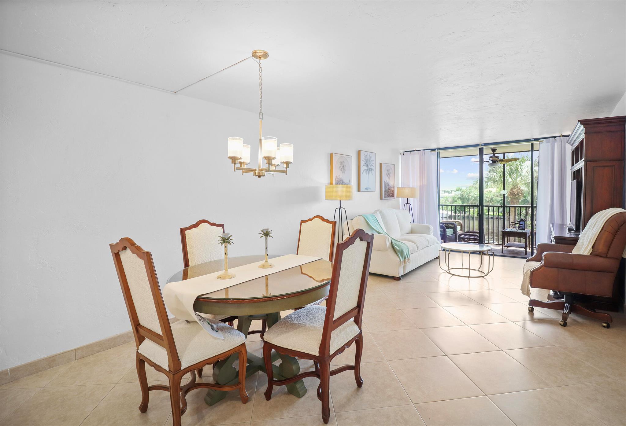 13 Royal Palm Way 302