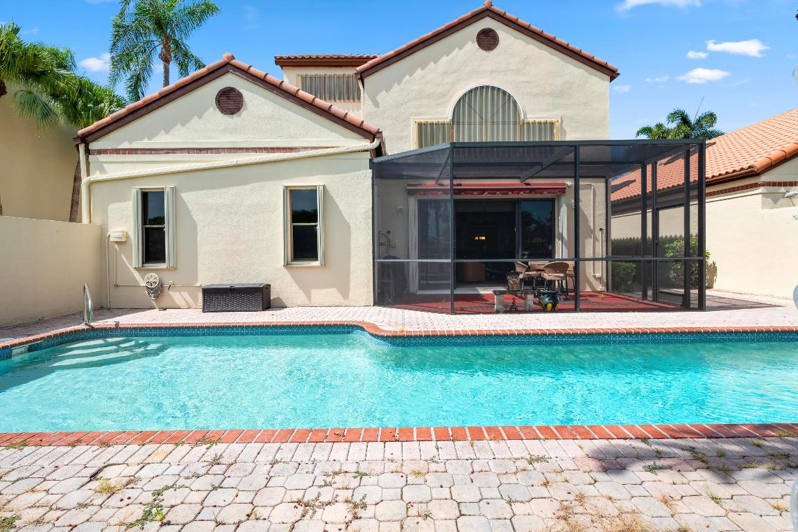 23452 Mirabella Circle S