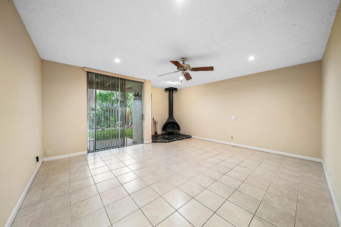 682 Kensington Place