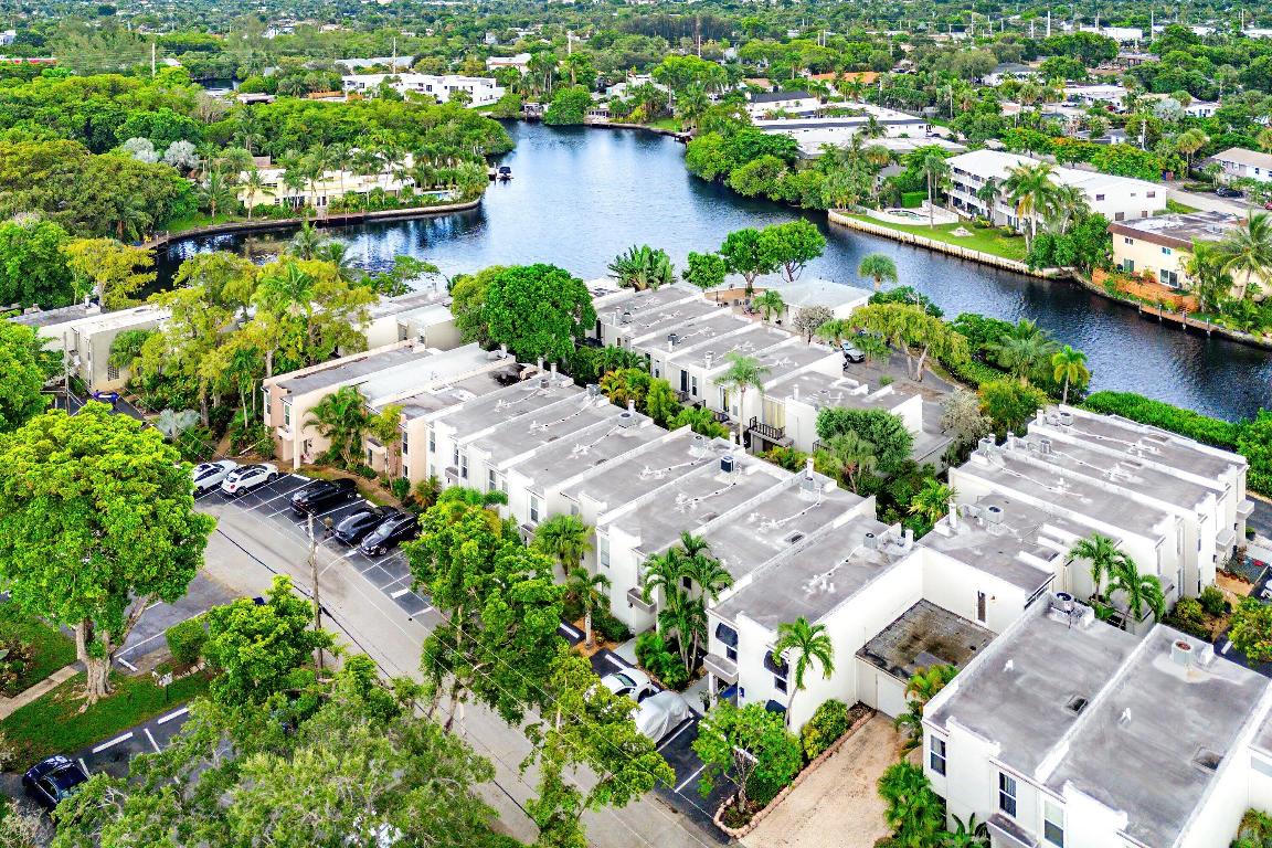 682 Kensington Place