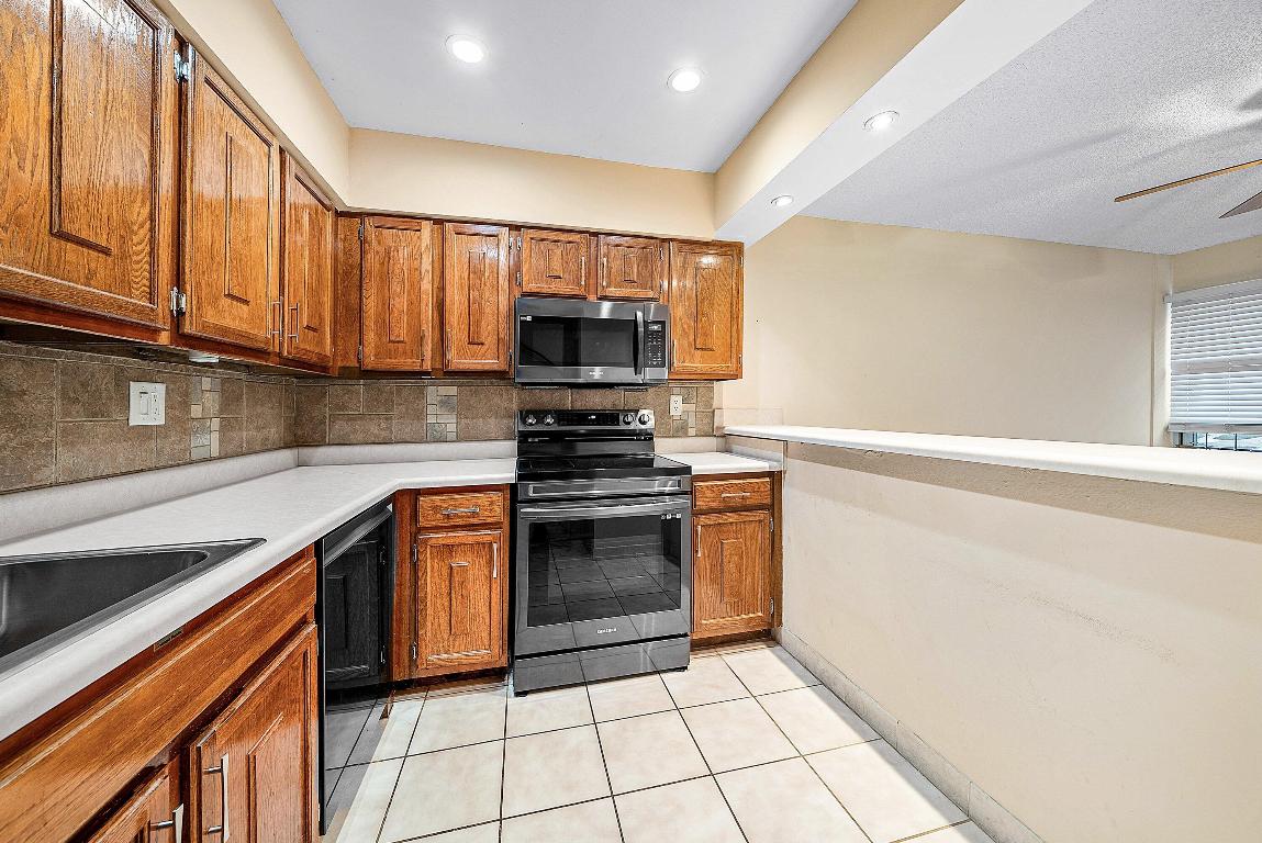 682 Kensington Place