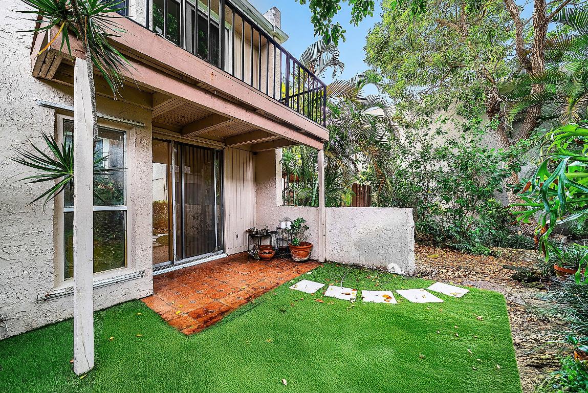 682 Kensington Place