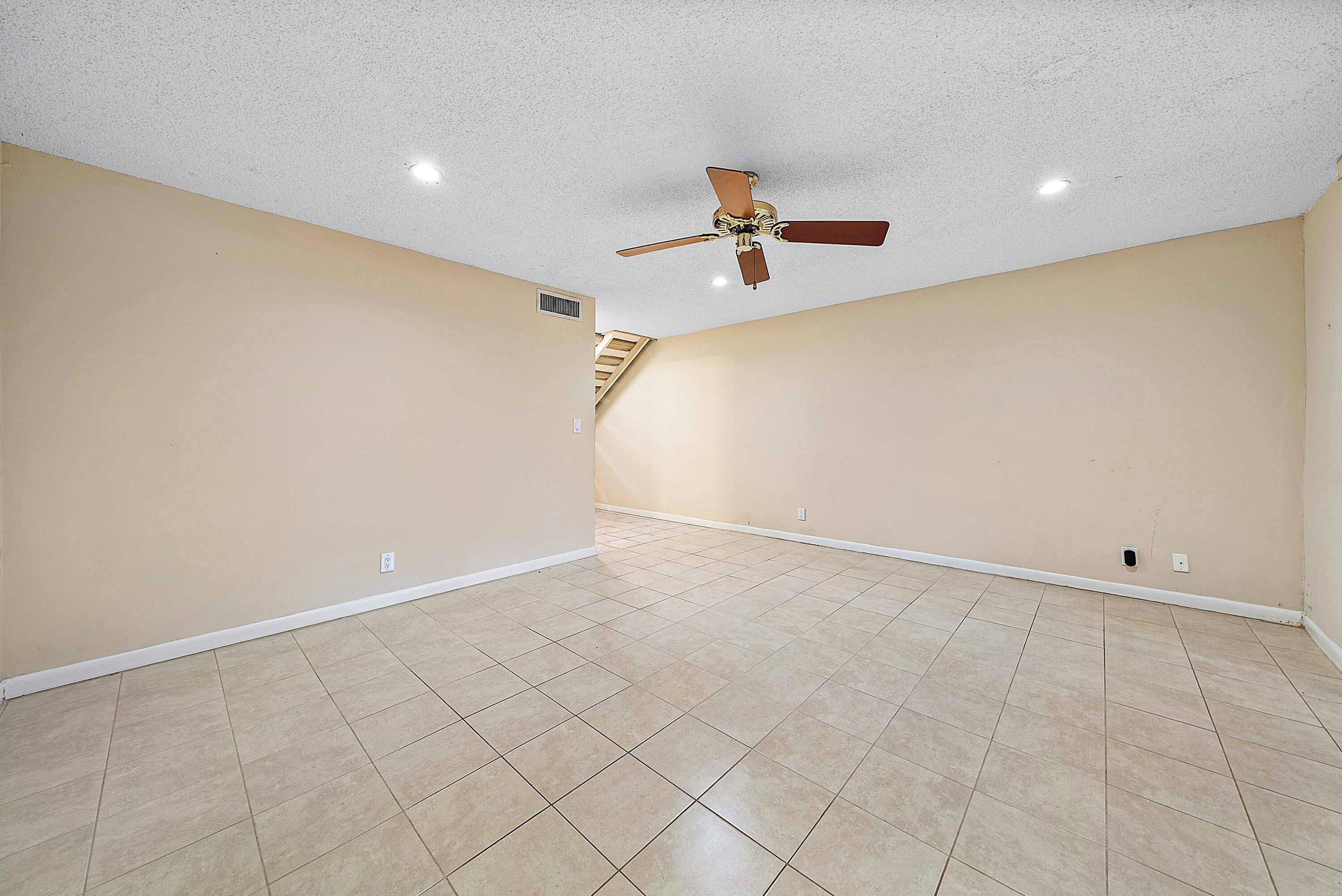 682 Kensington Place