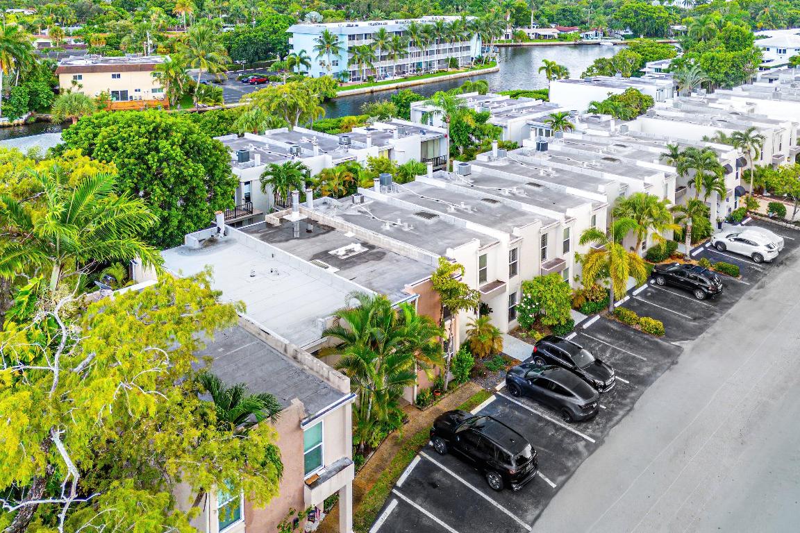 682 Kensington Place