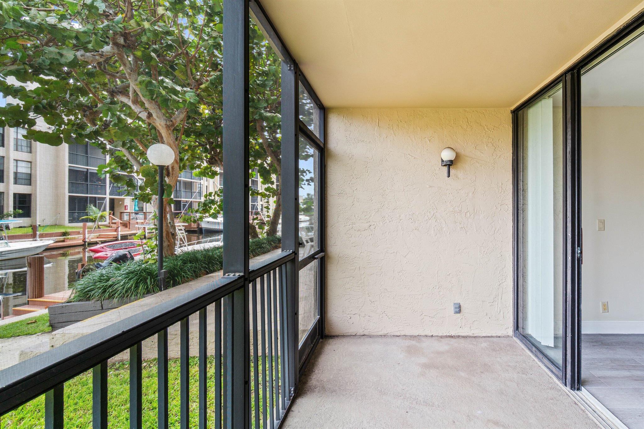 17 Royal Palm Way 103