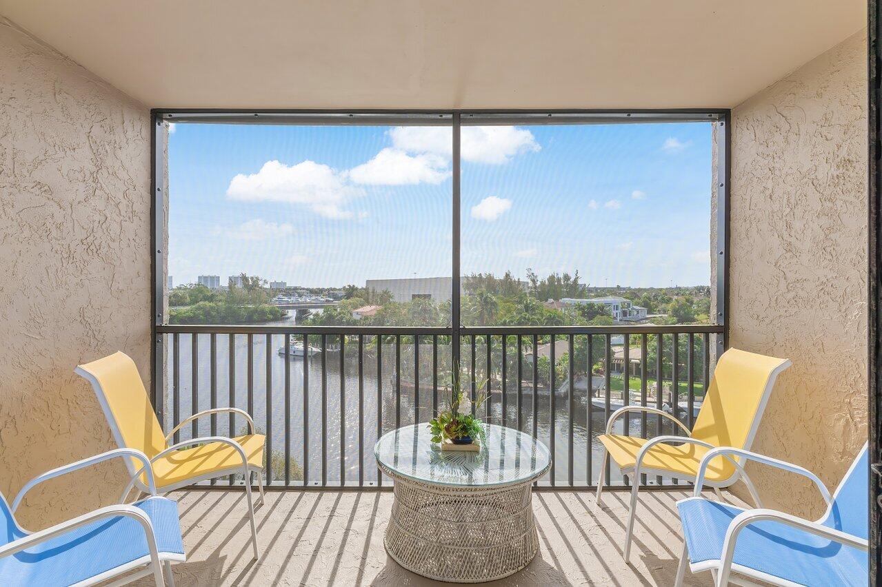 13 Royal Palm Way 602