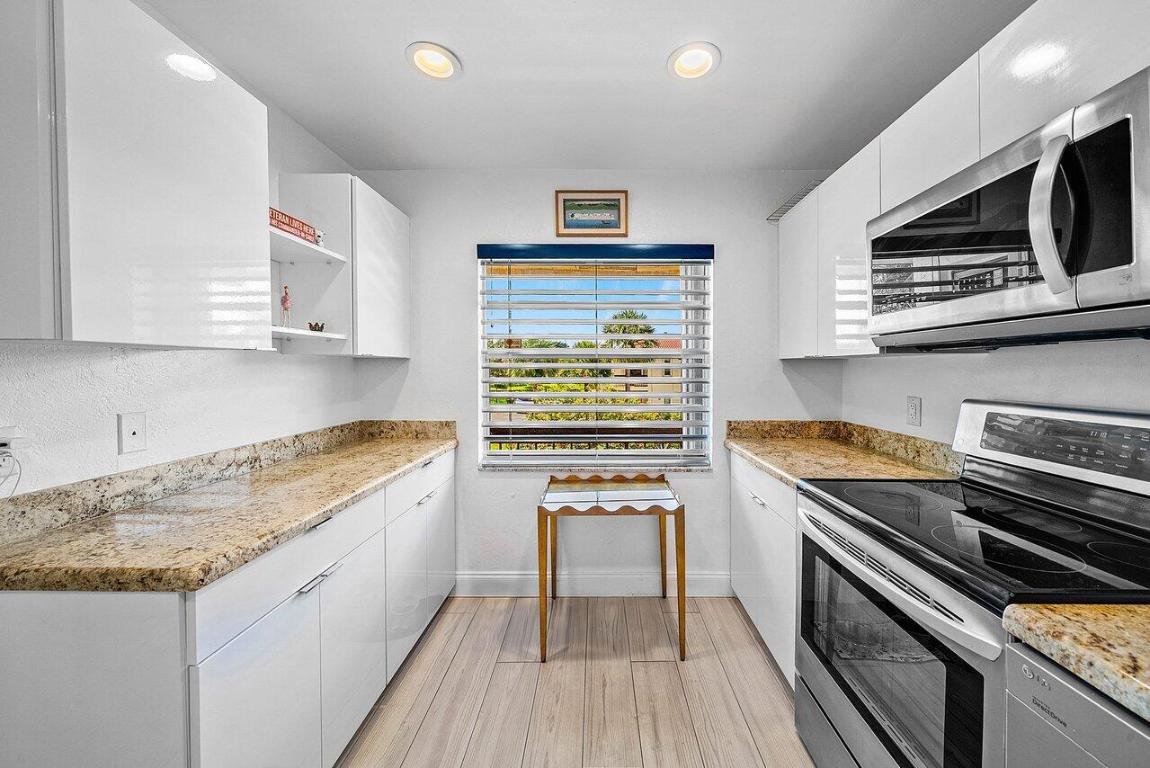 7920 Eastlake Drive 19-B