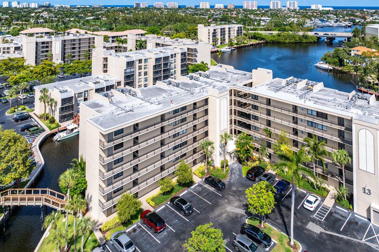 12 Royal Palm Way Unit 605