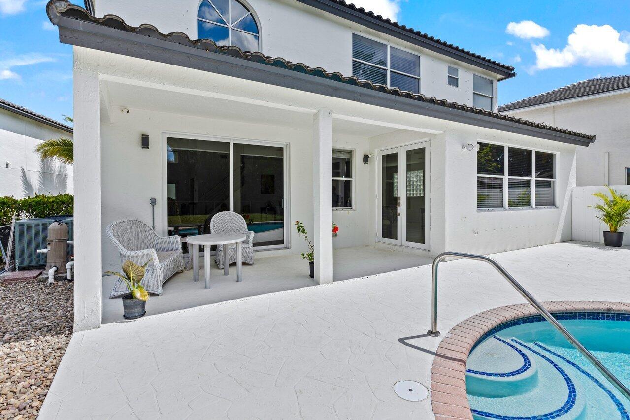 11157 Harbour Springs Circle