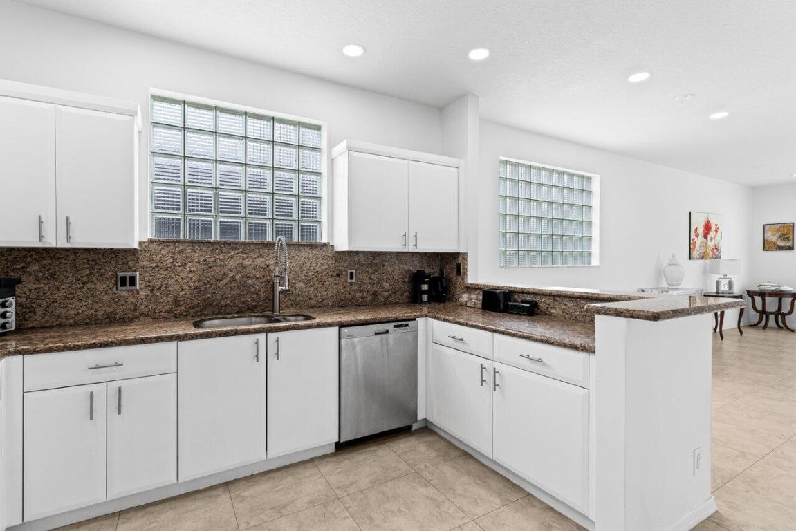 11157 Harbour Springs Circle