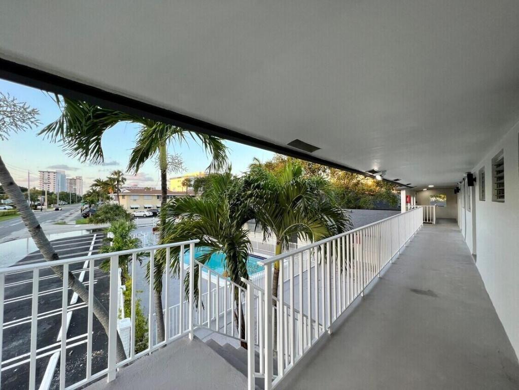 1020 N Riverside Drive