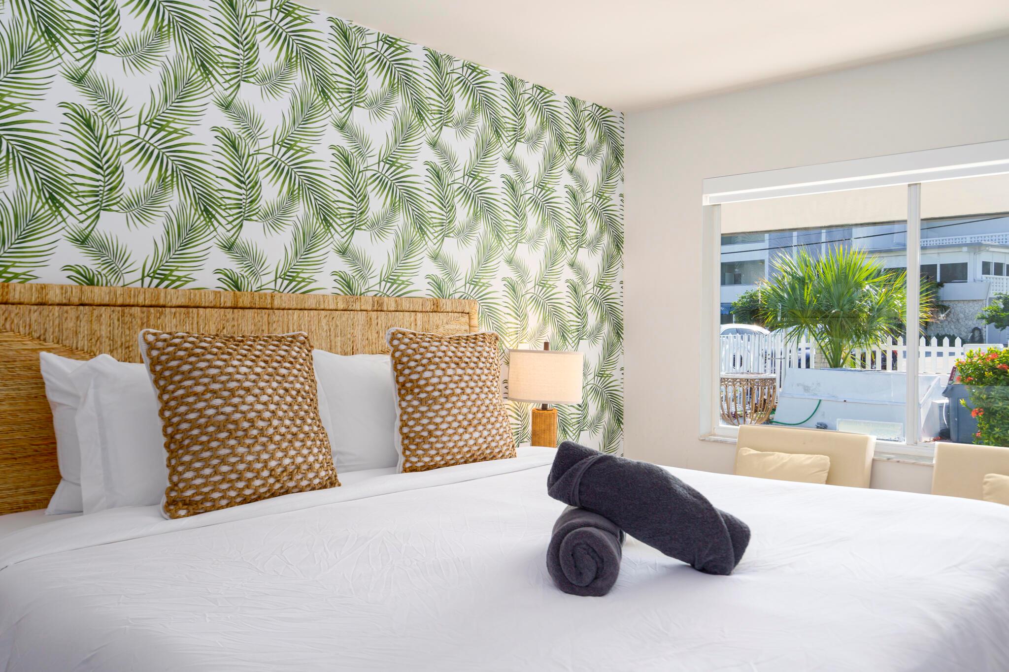 1020 N Riverside Drive