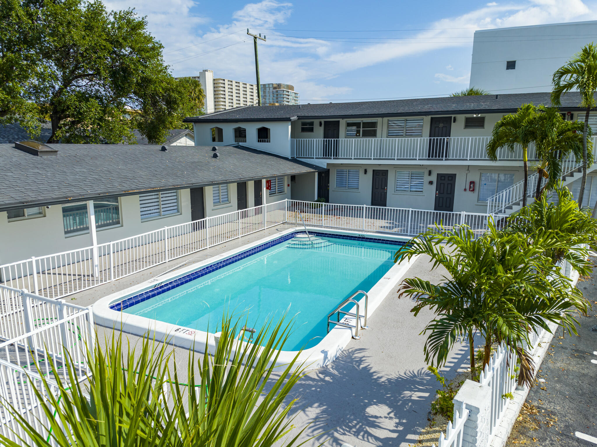 1020 N Riverside Drive