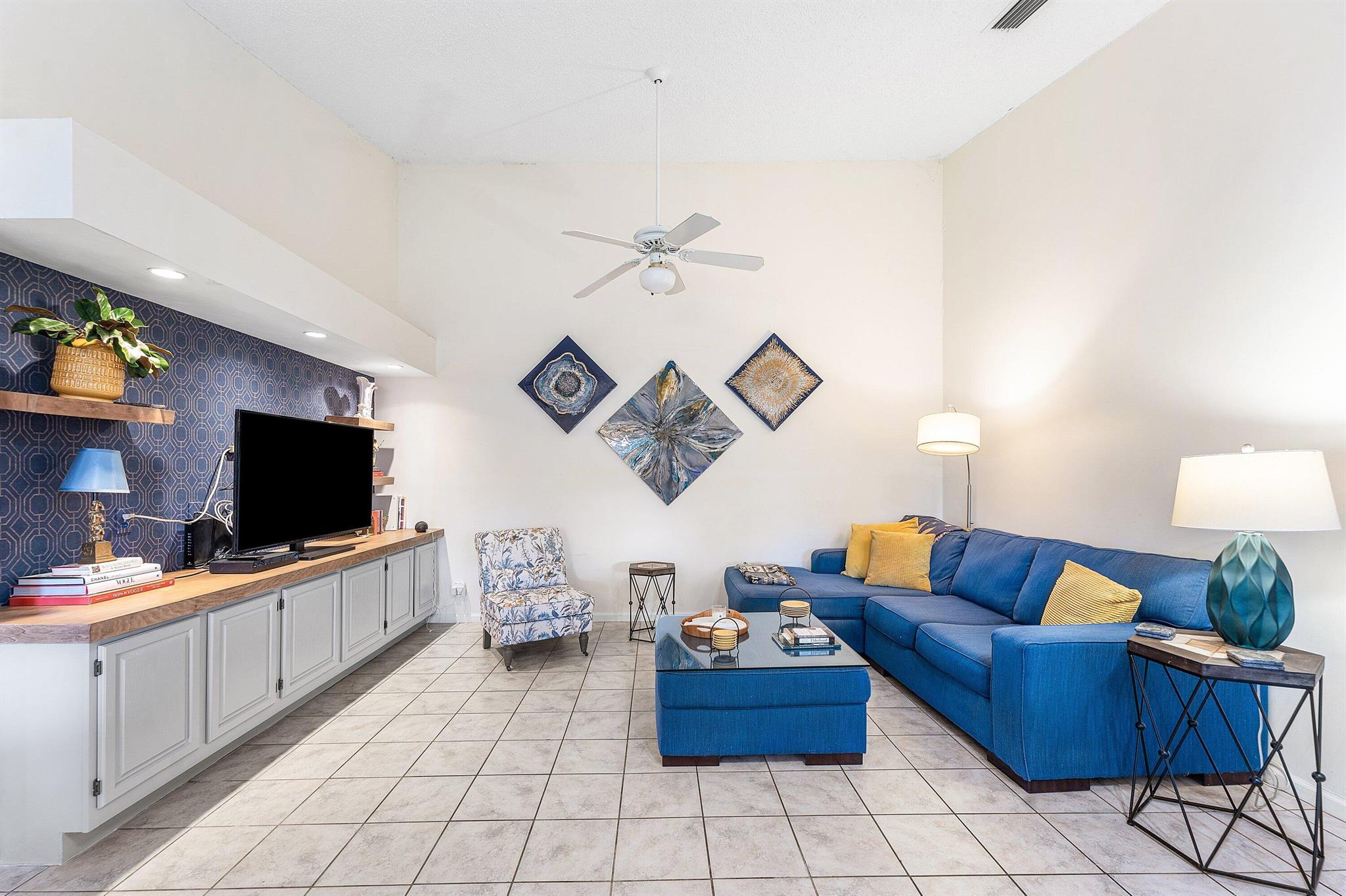 9112 Vineland Court A