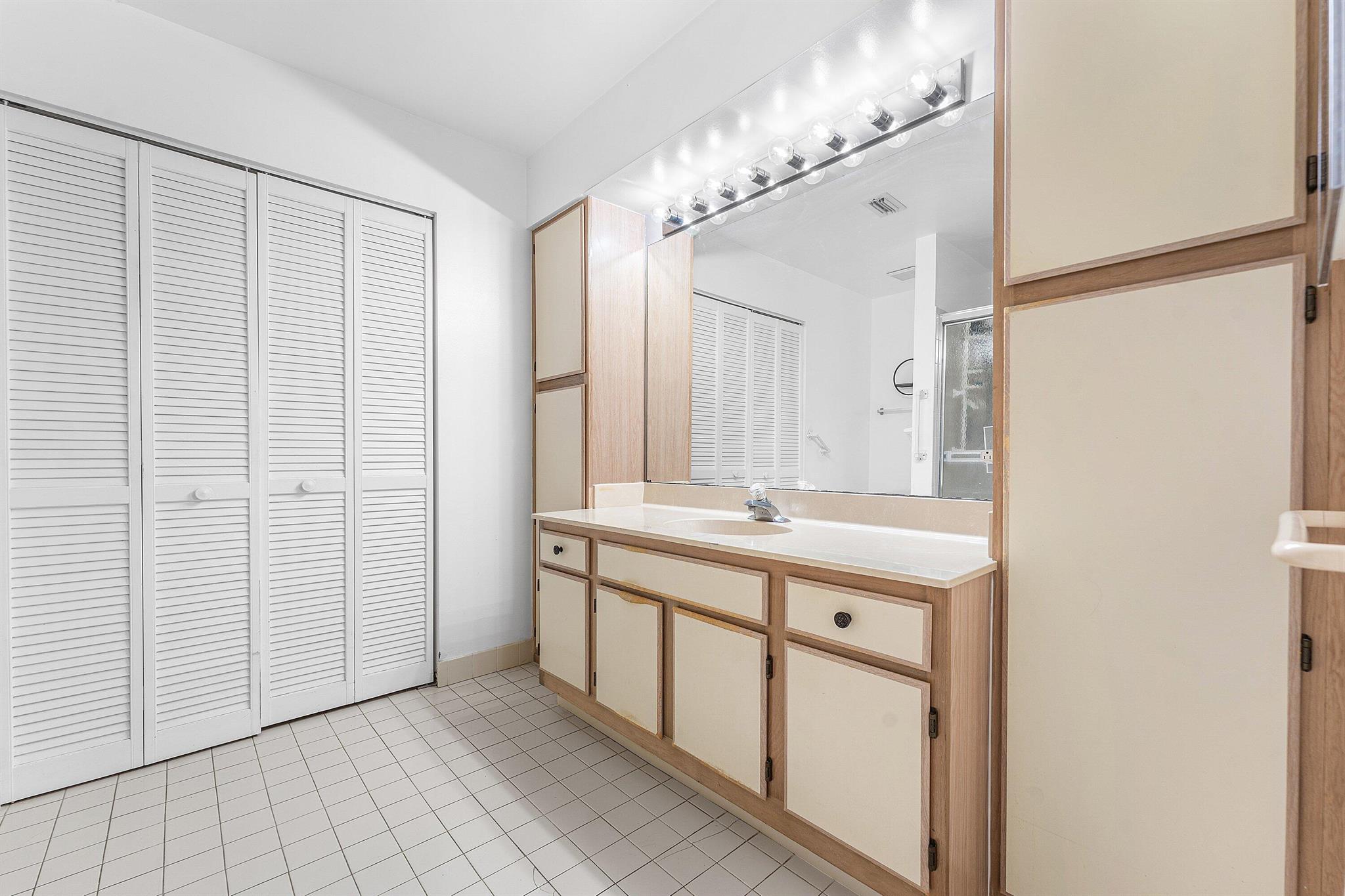 9112 Vineland Court A