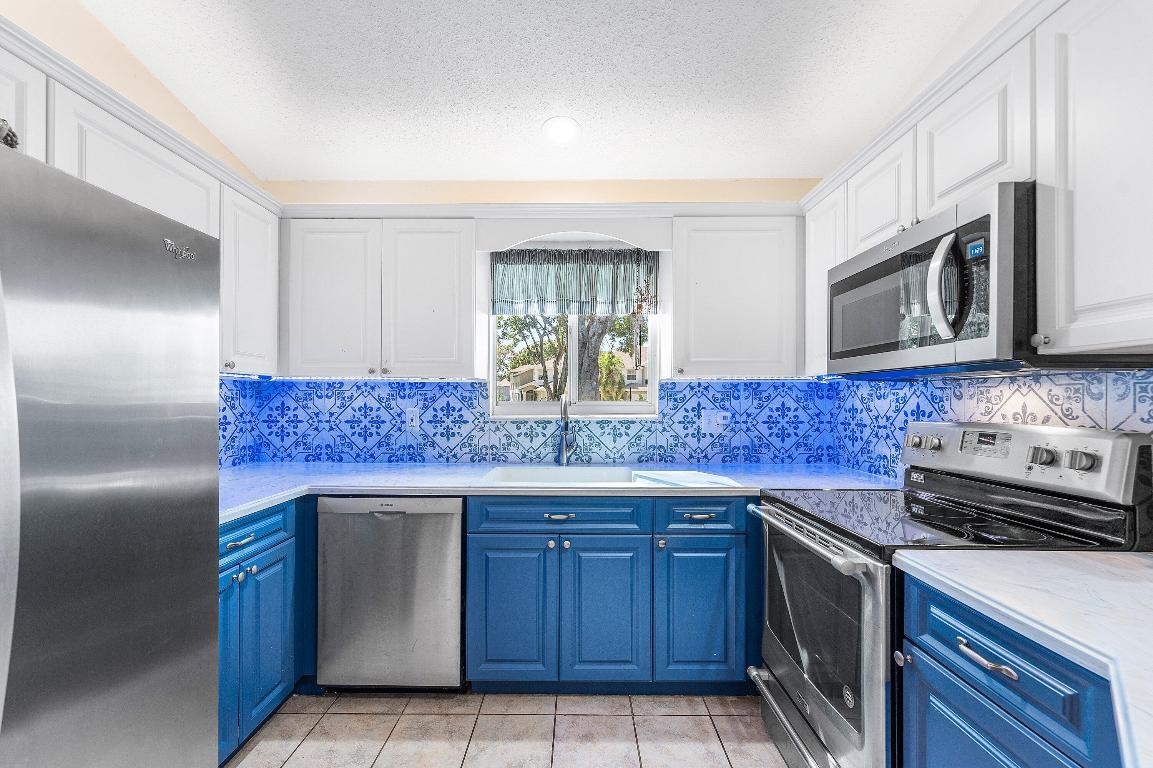 9112 Vineland Court A