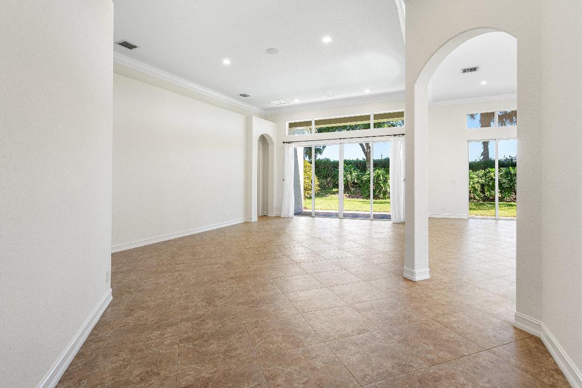 8782 Cobblestone Point Circle, Boynton Beach