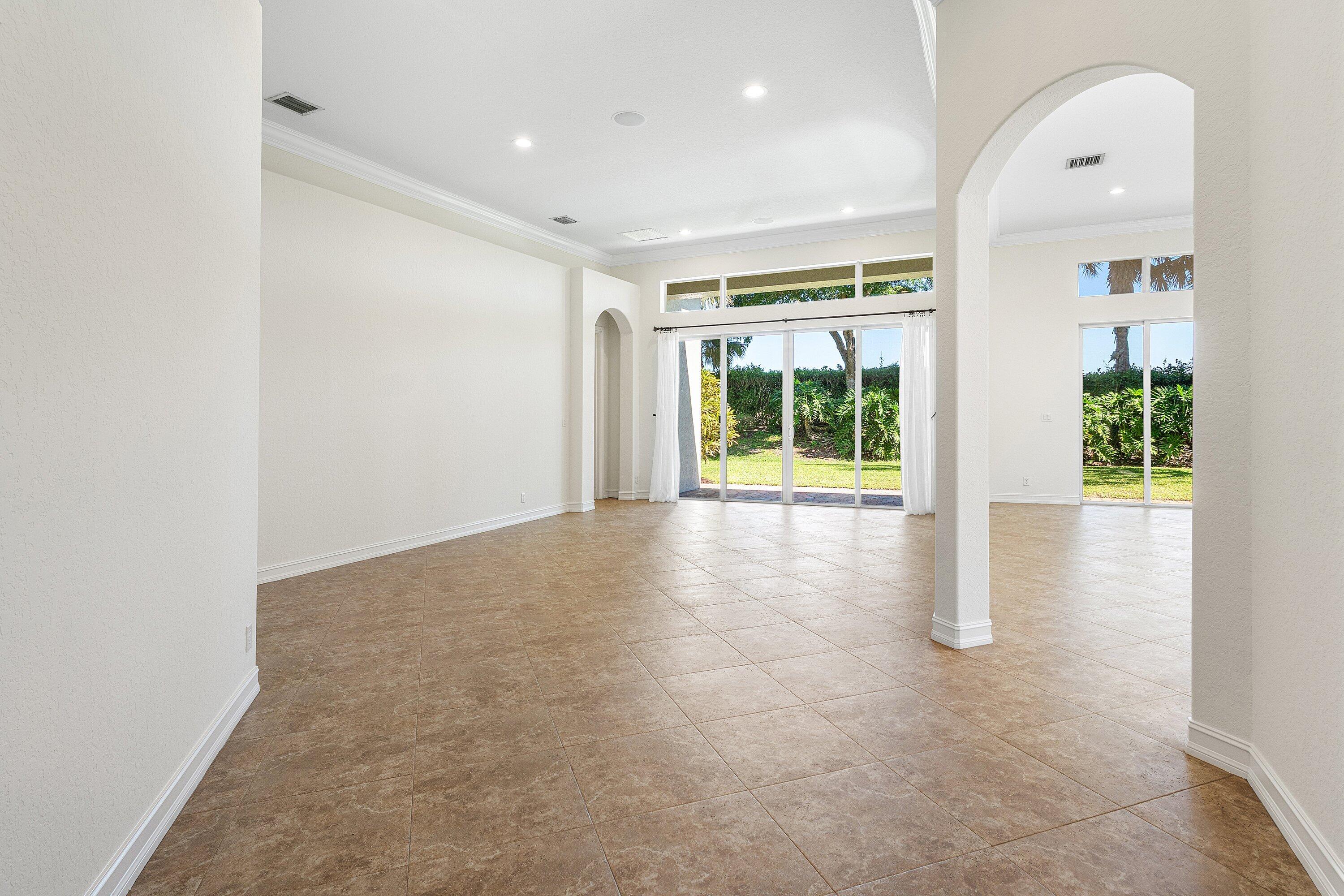 8782 Cobblestone Point Circle, Boynton Beach