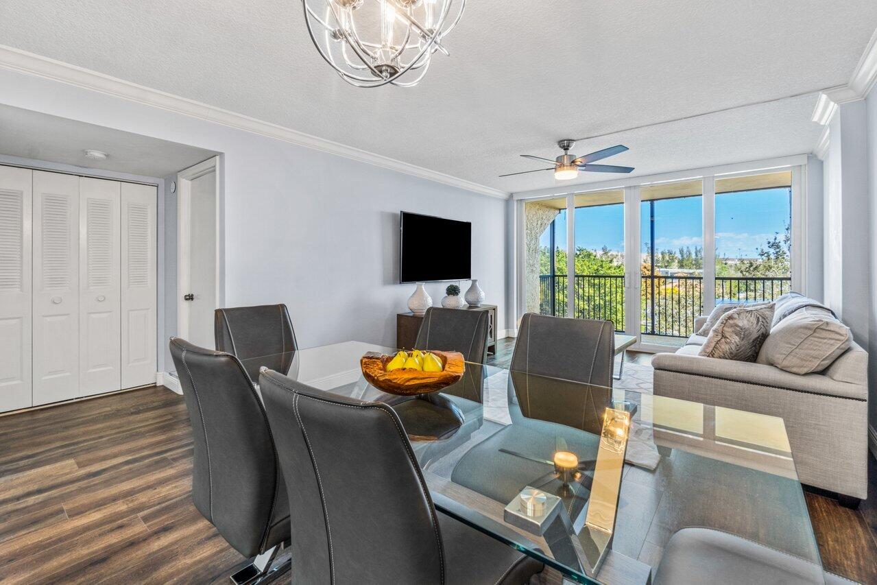 14 Royal Palm Way 504