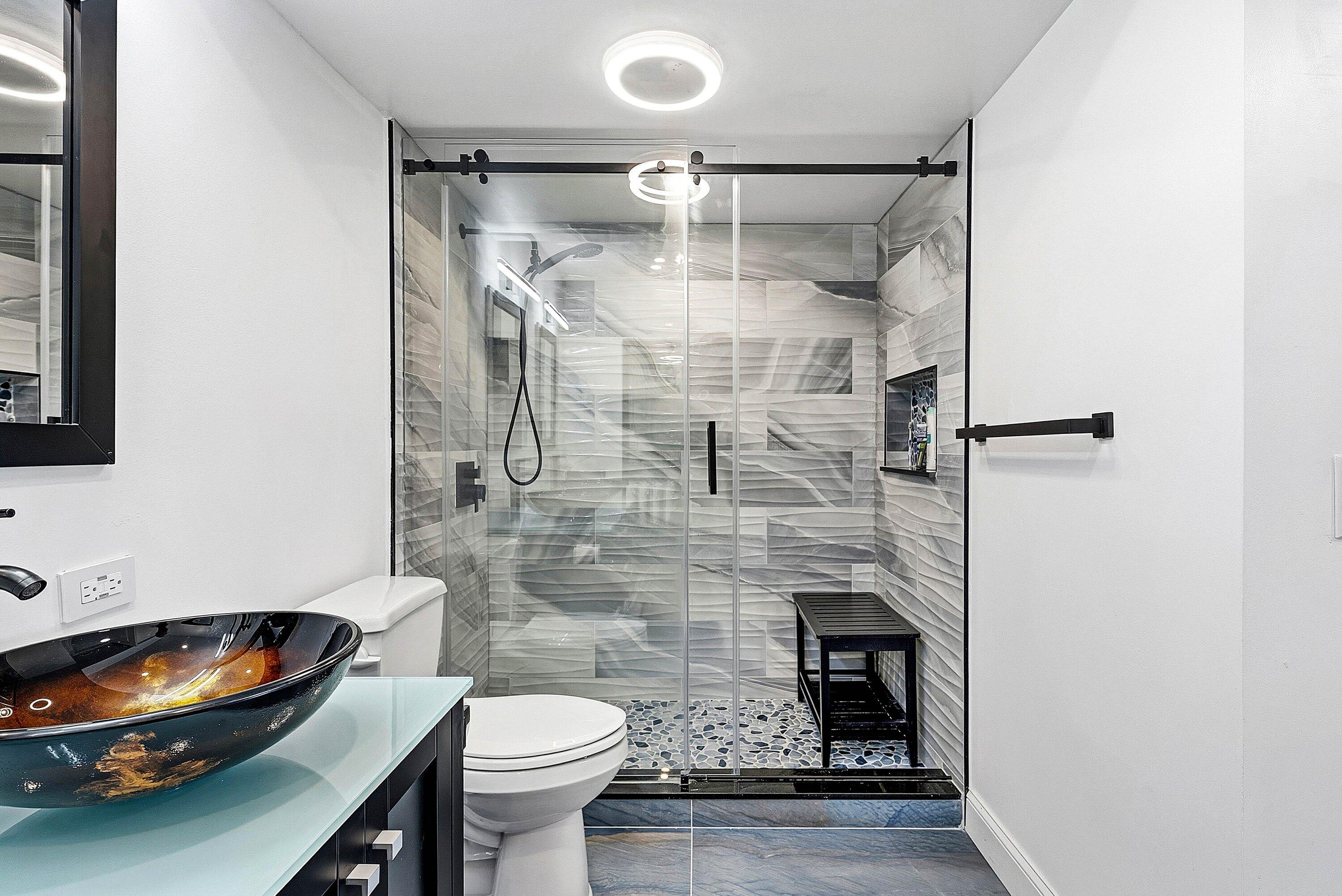 18 Royal Palm Way 109