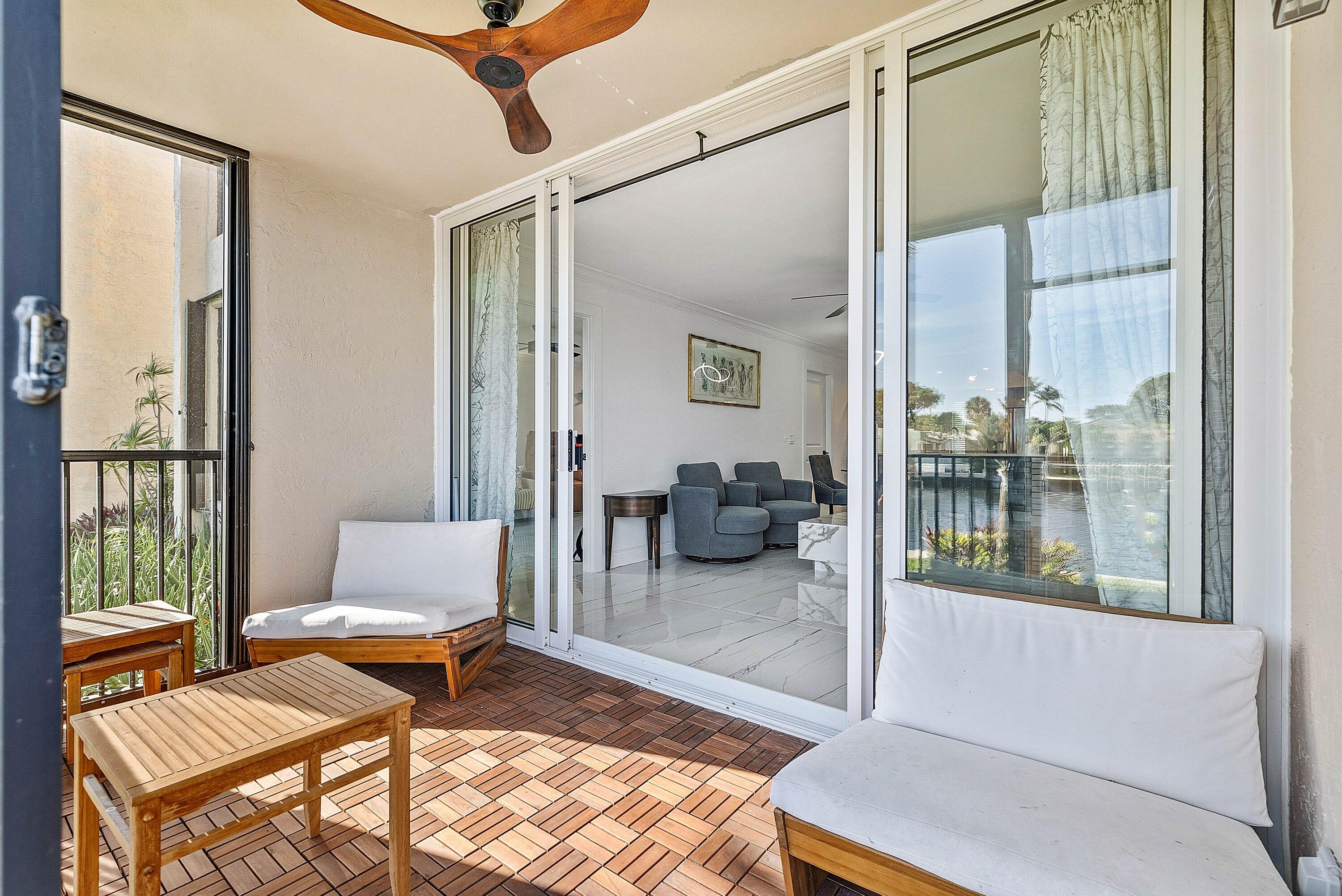 18 Royal Palm Way 109