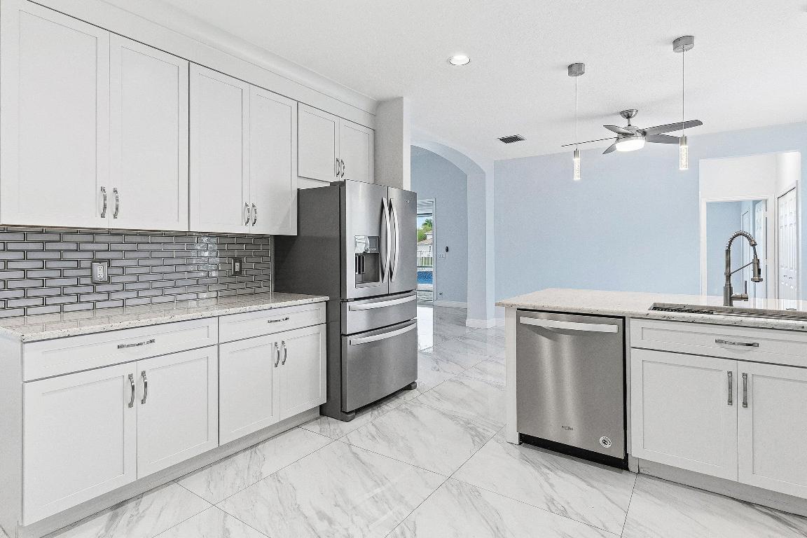 12403 Cascades Pointe Drive