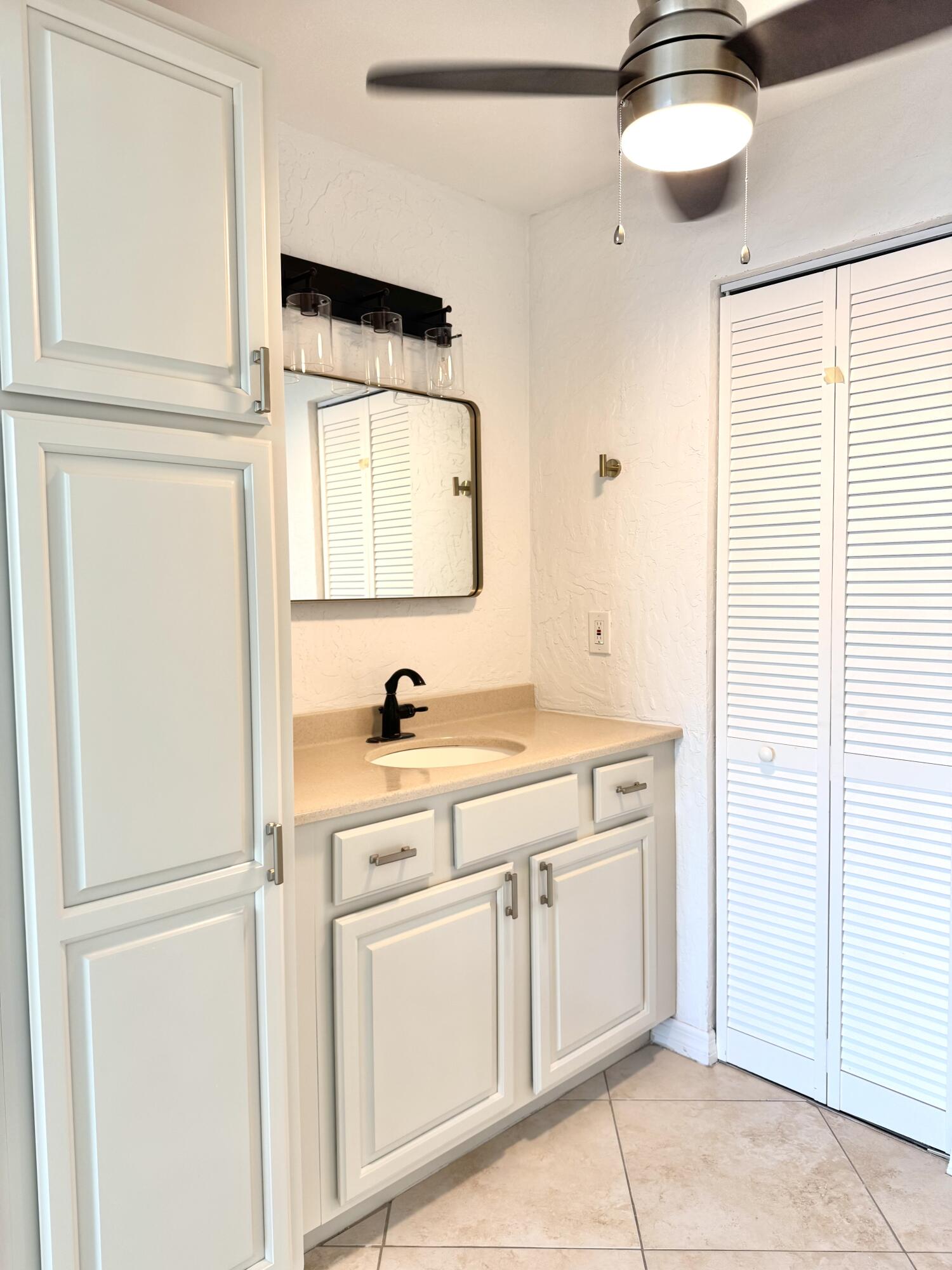 13 Royal Palm Way 302, Boca Raton Unit: 302