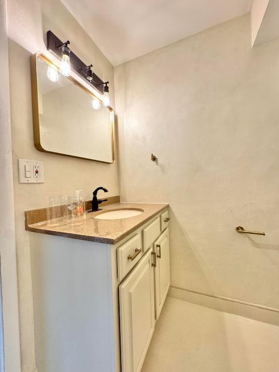 13 Royal Palm Way 302, Boca Raton Unit: 302