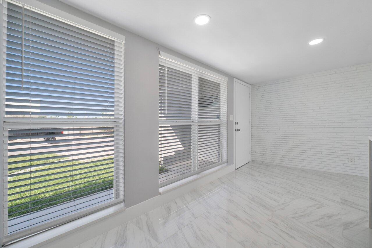 708-710 NE 23rd Avenue