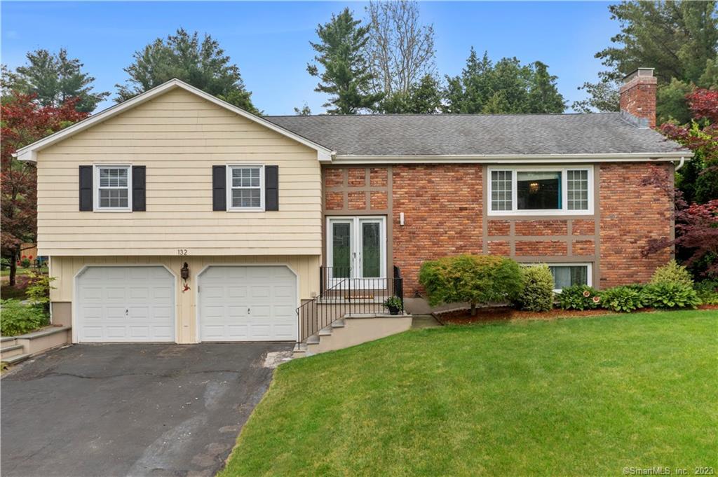 132 Craigemore Circle