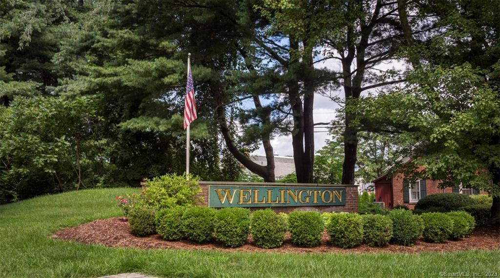 101 Wellington Drive 101