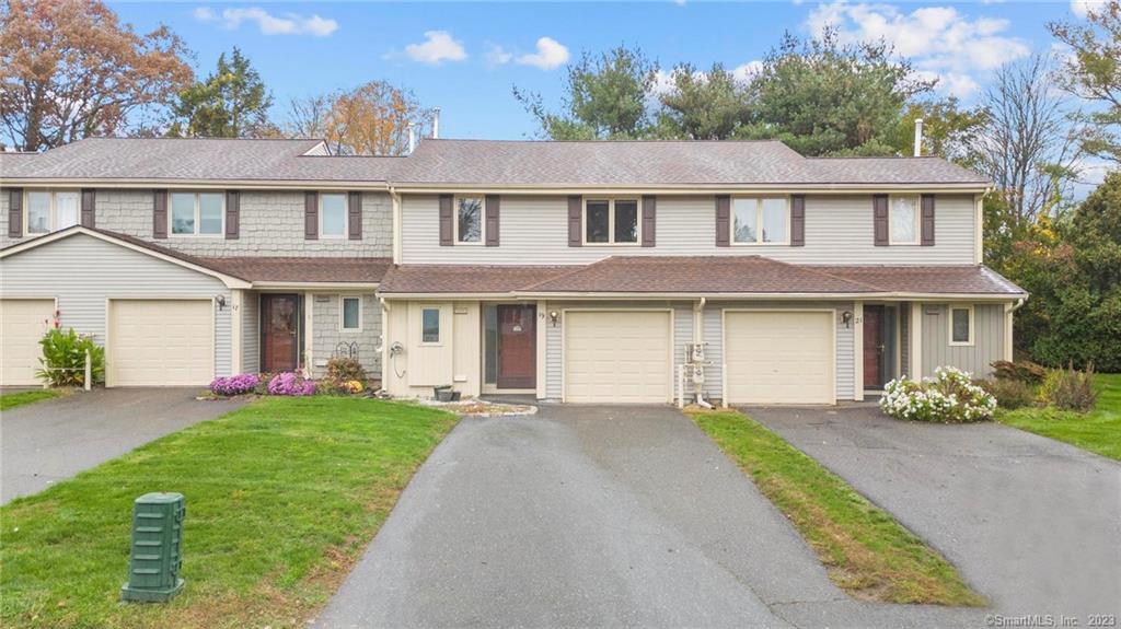 19 Copper Beech Drive 19
