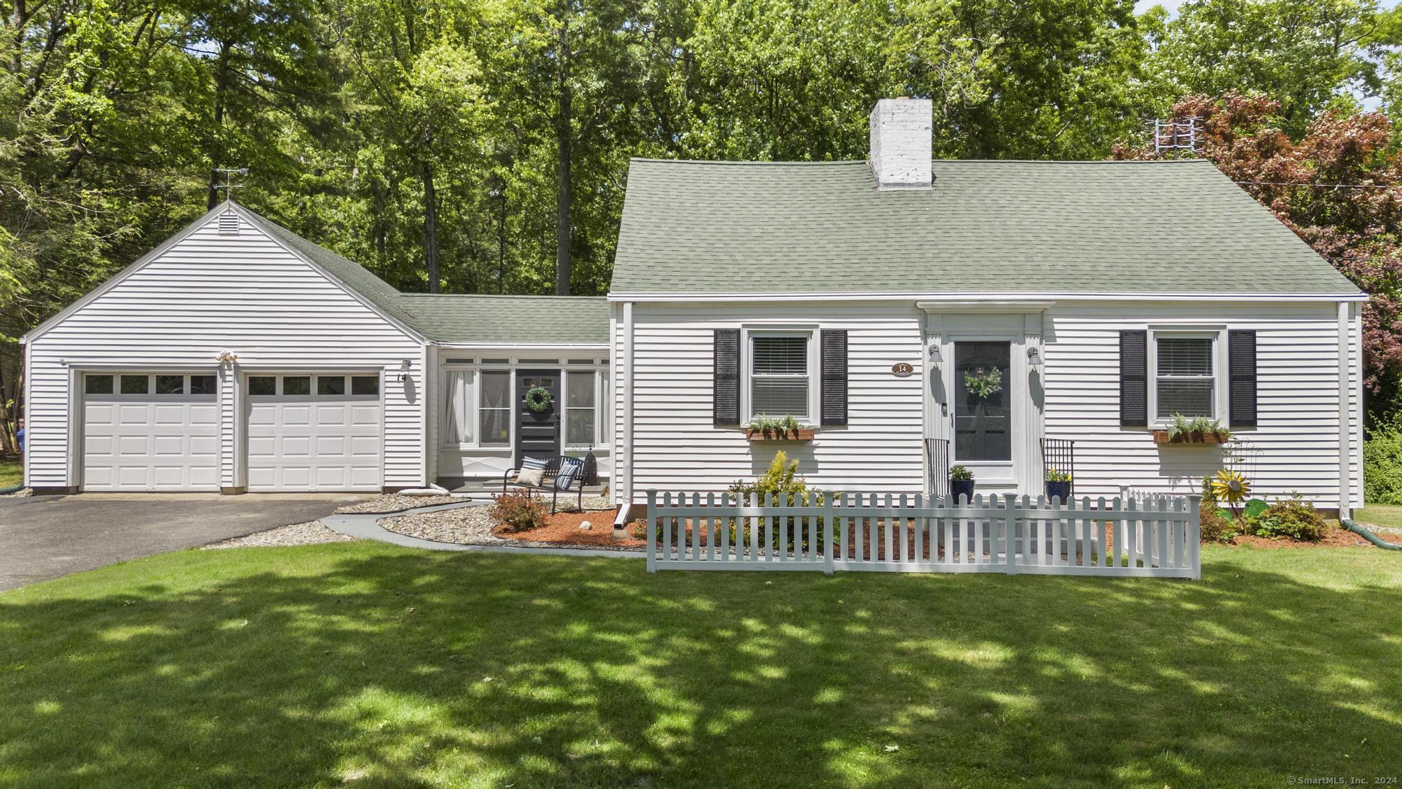 14 Woodside Circle
