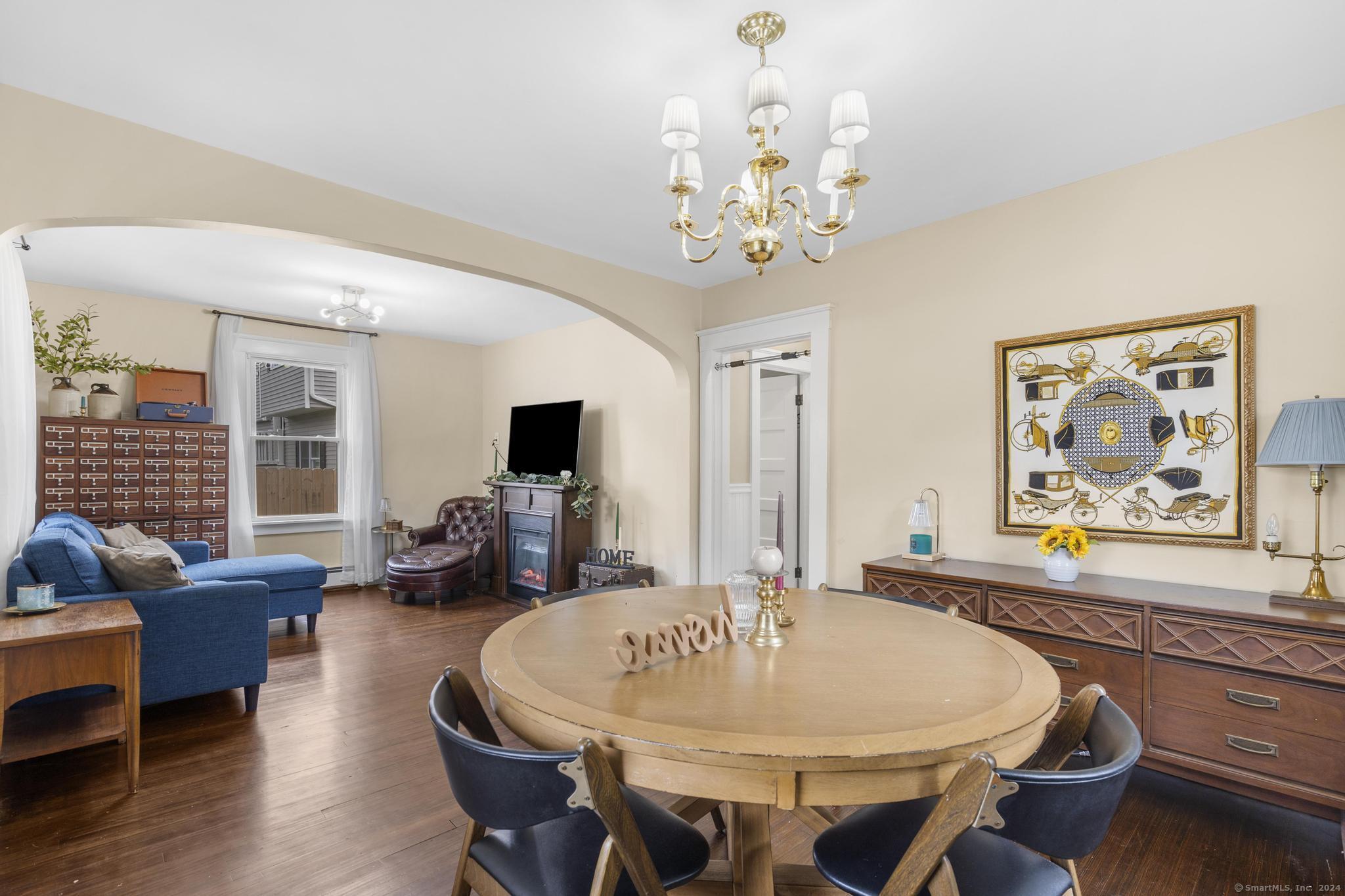 1075 North Colony Road