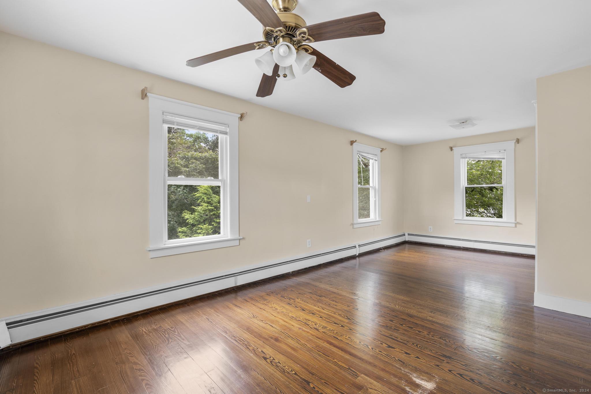 1075 North Colony Road