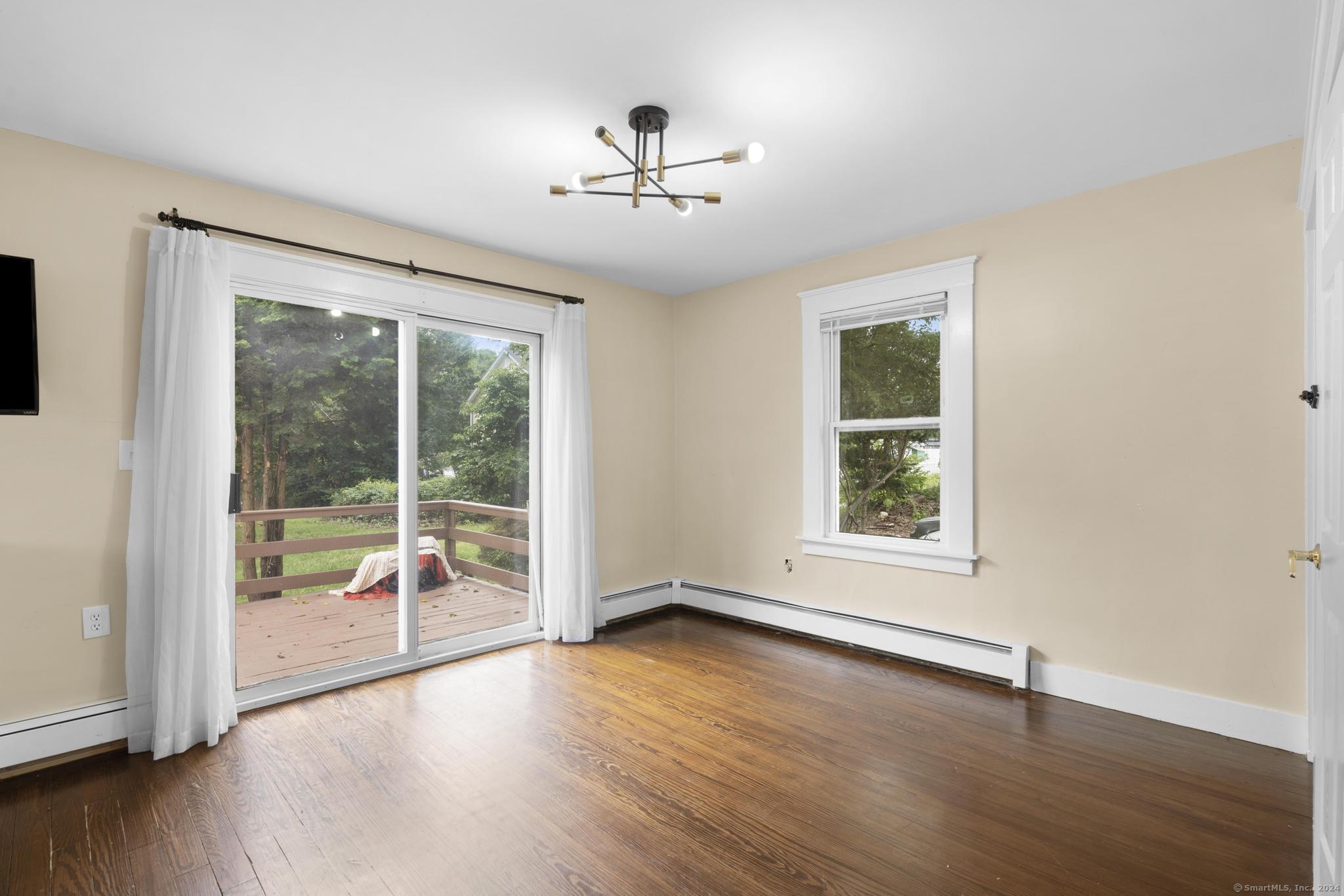 1075 North Colony Road