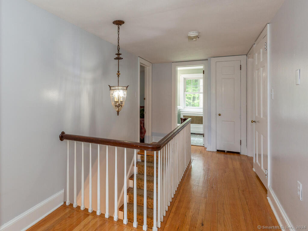 432 Hopmeadow Street