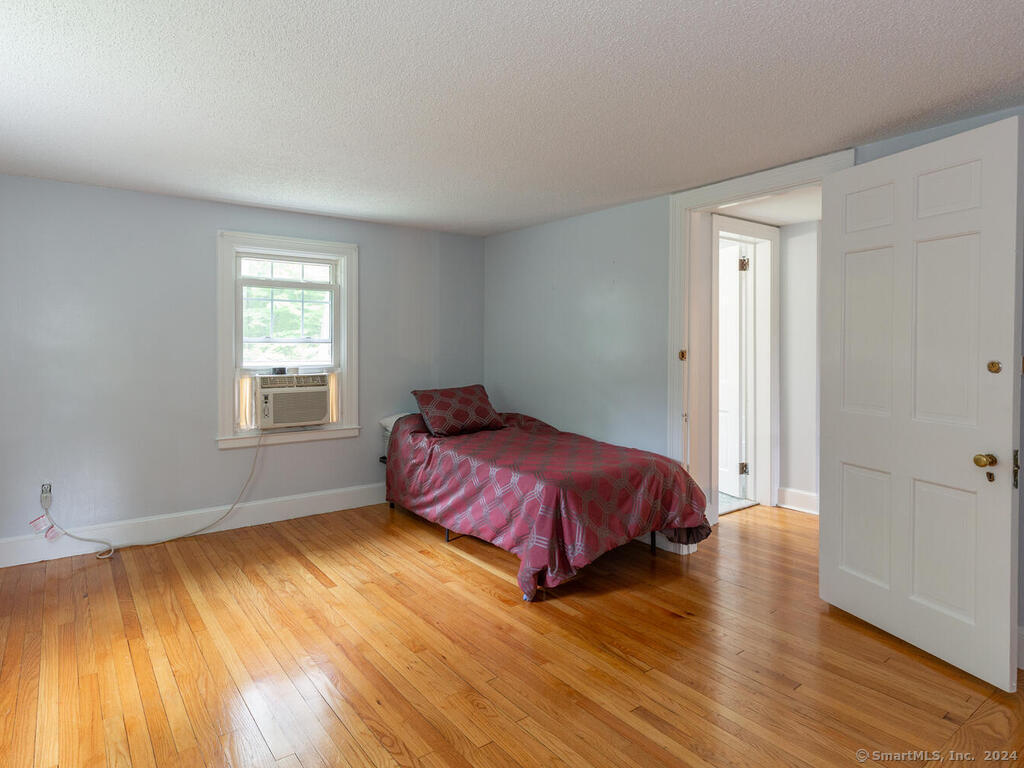 432 Hopmeadow Street