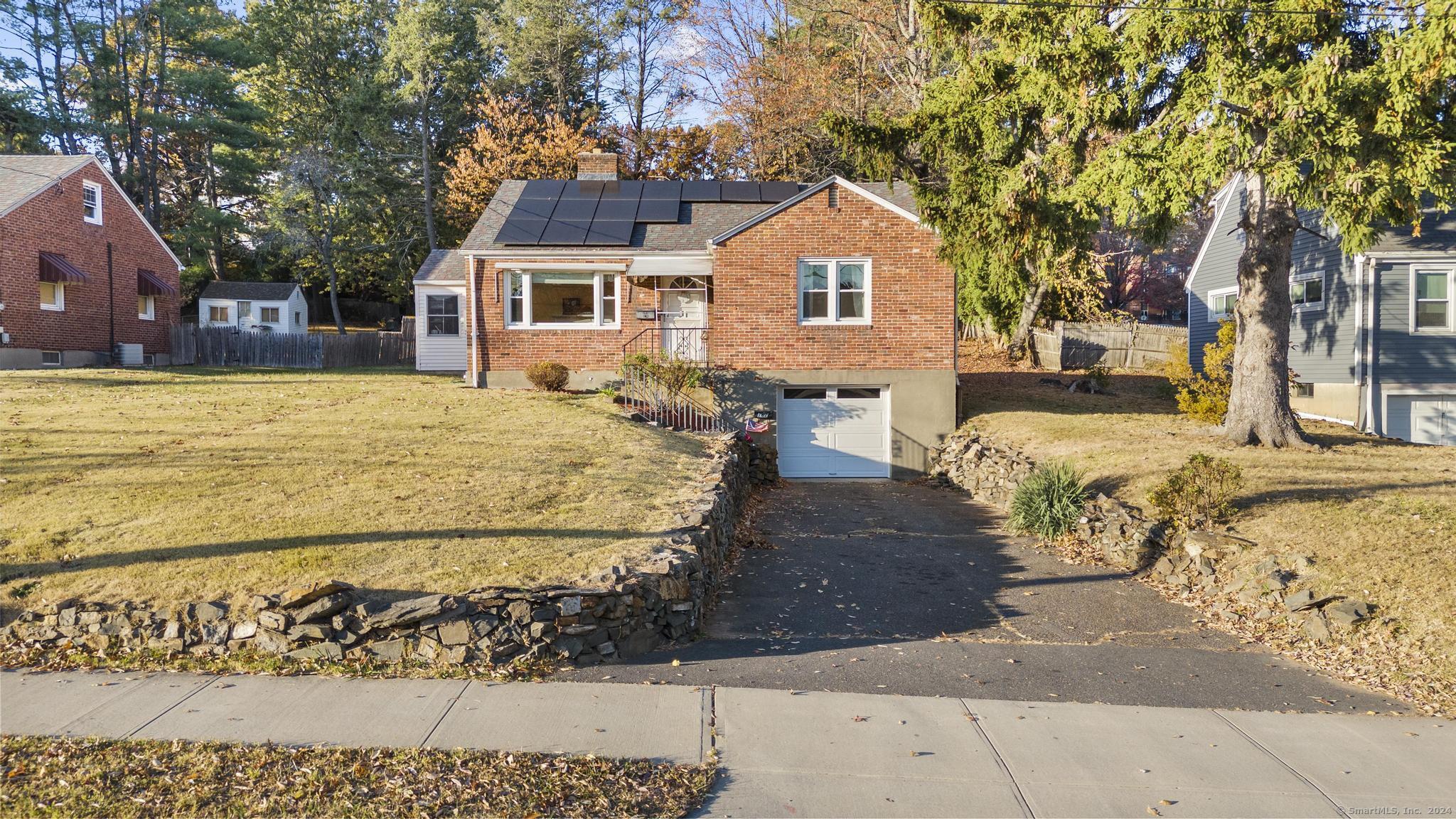 162 Allen Street