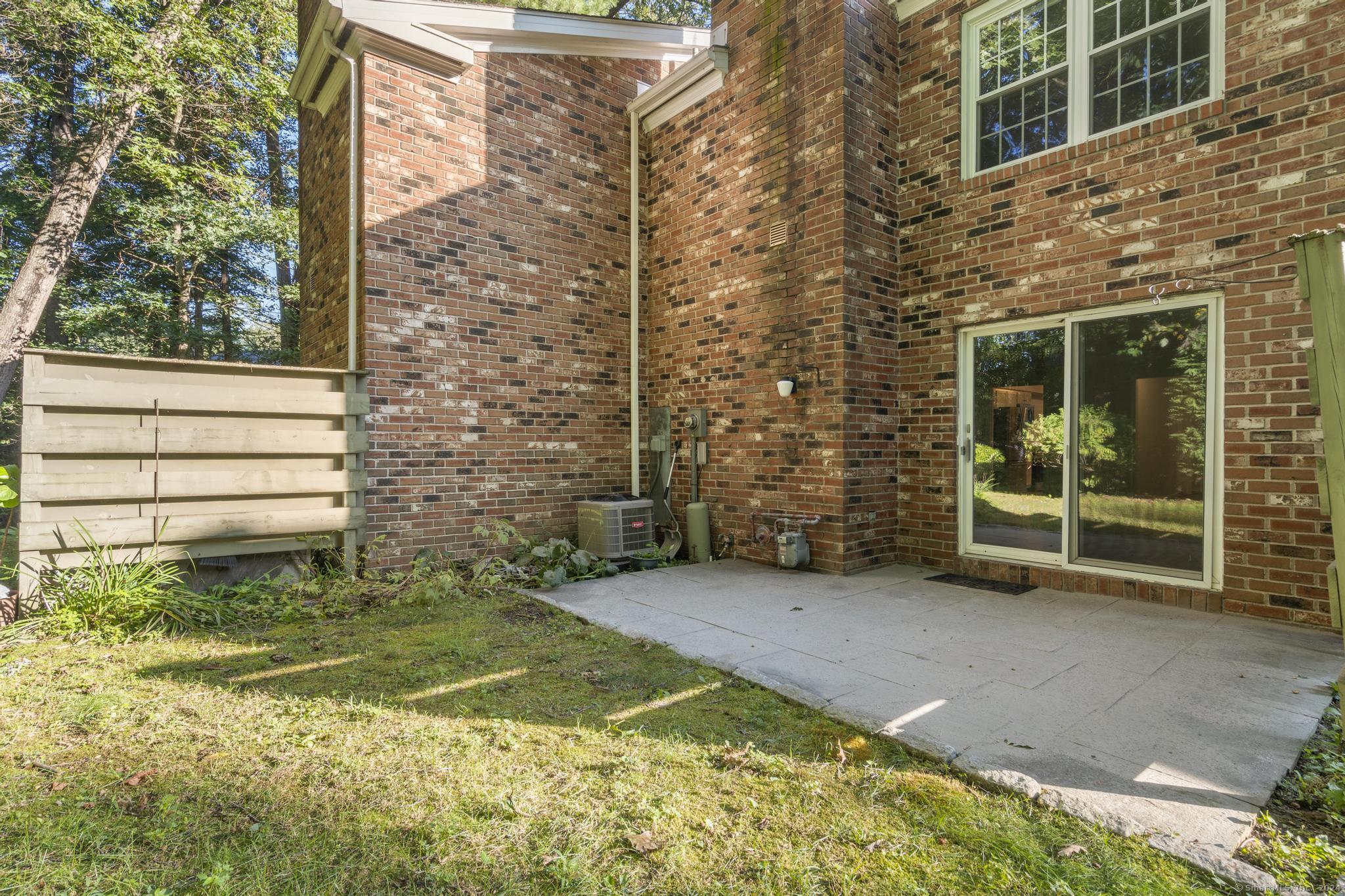 31 Tunxis Village 31