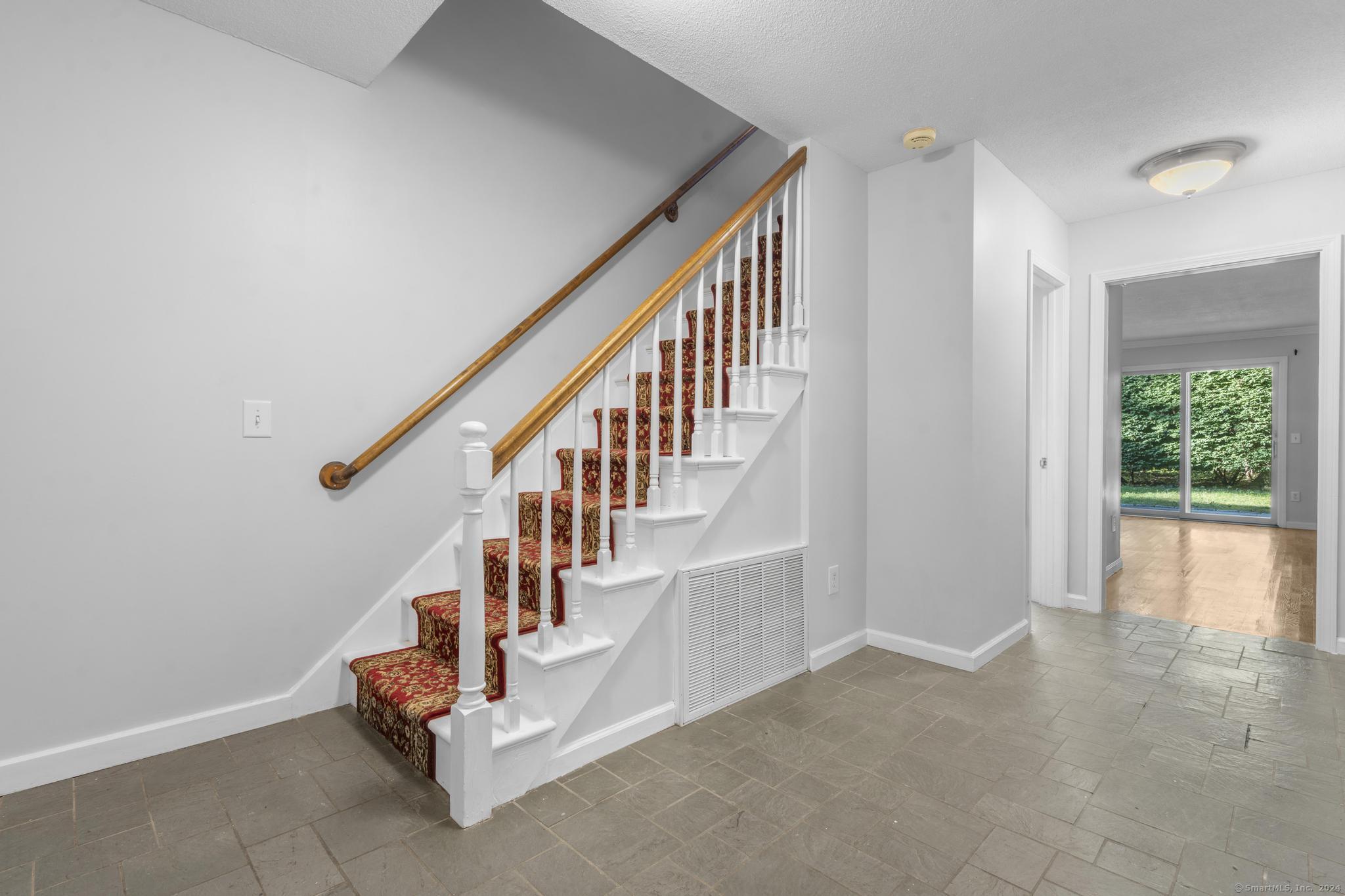 31 Tunxis Village 31