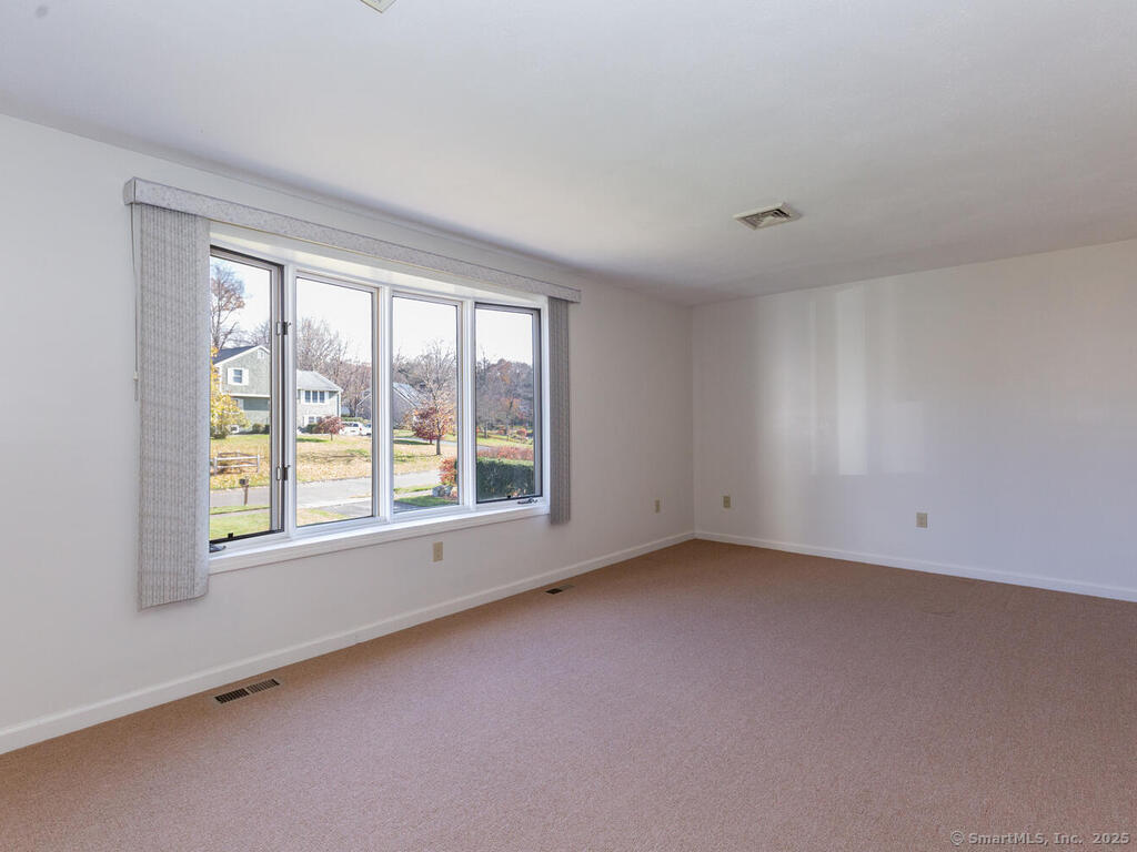26 Woodside Drive