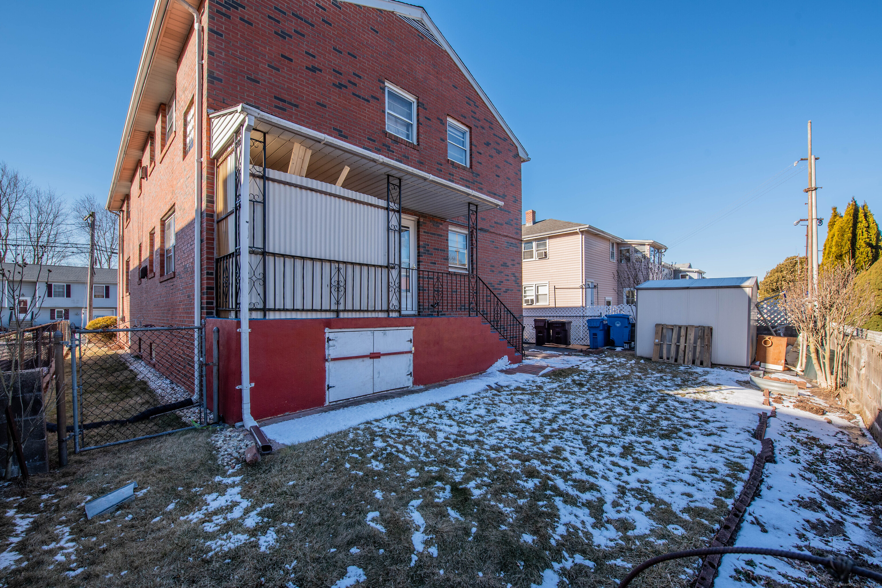 121 Oakland Avenue 2nd Floor