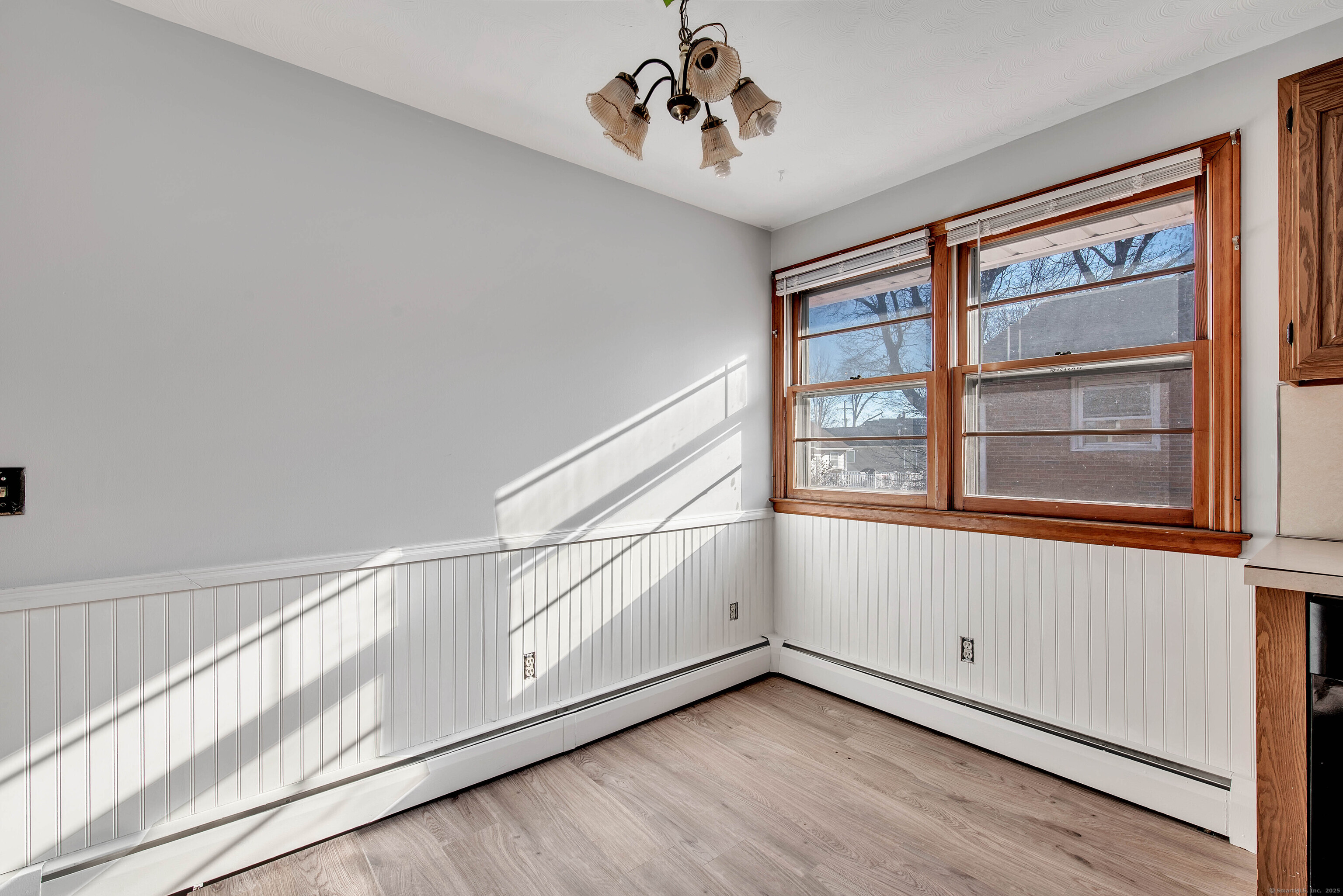 121 Oakland Avenue 2nd Floor