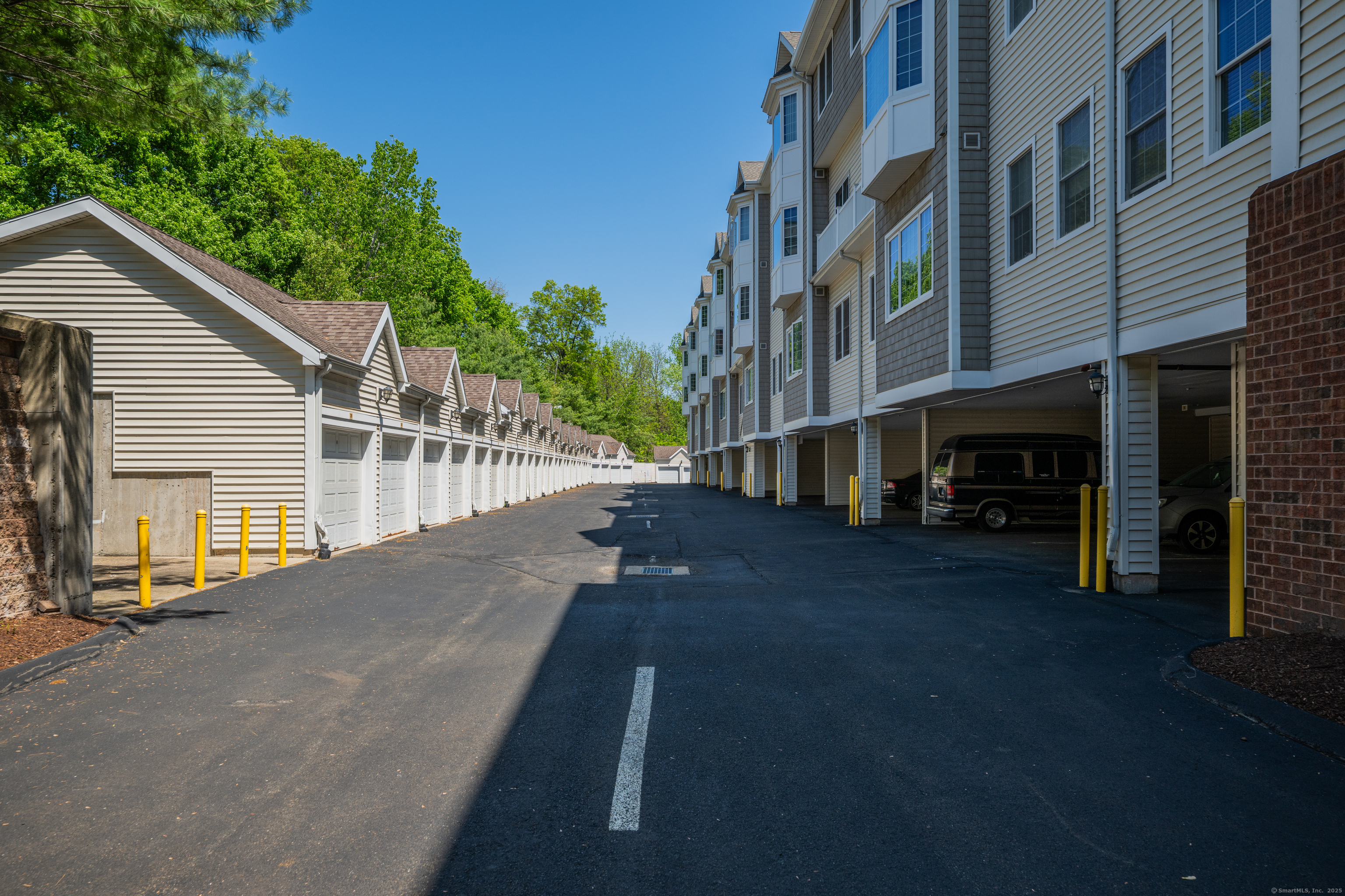 1 King Philip Drive 307