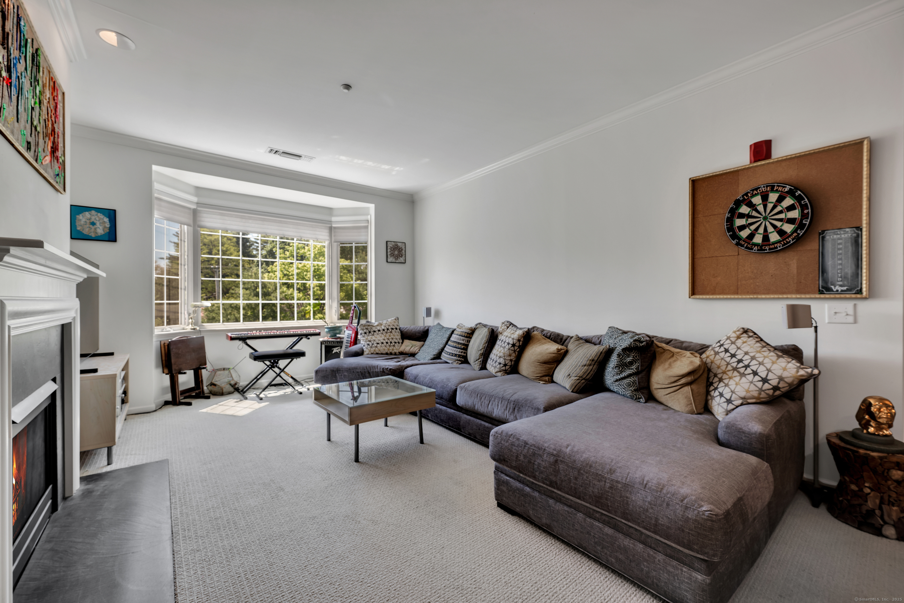 1 King Philip Drive 307