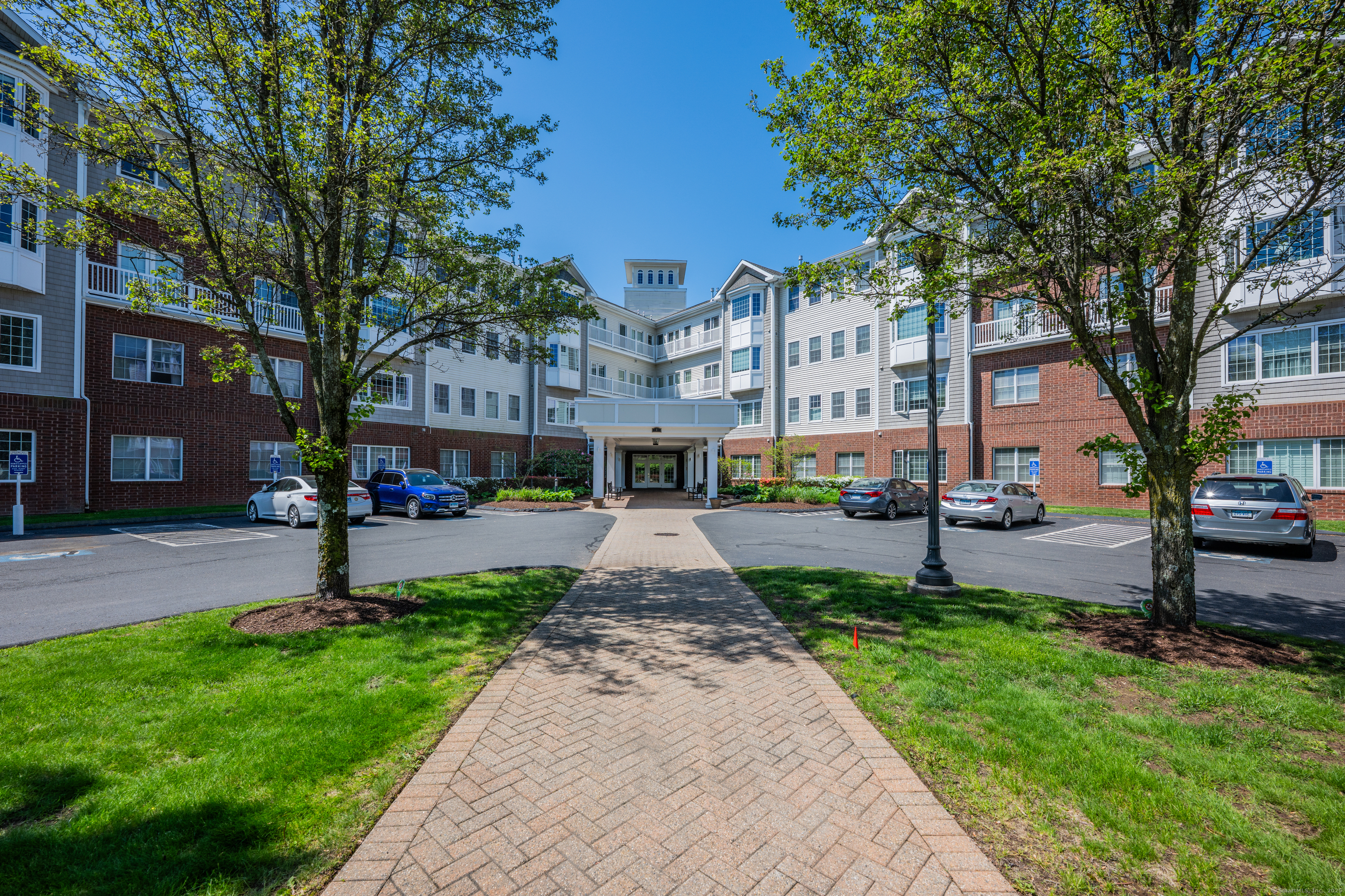 1 King Philip Drive 307