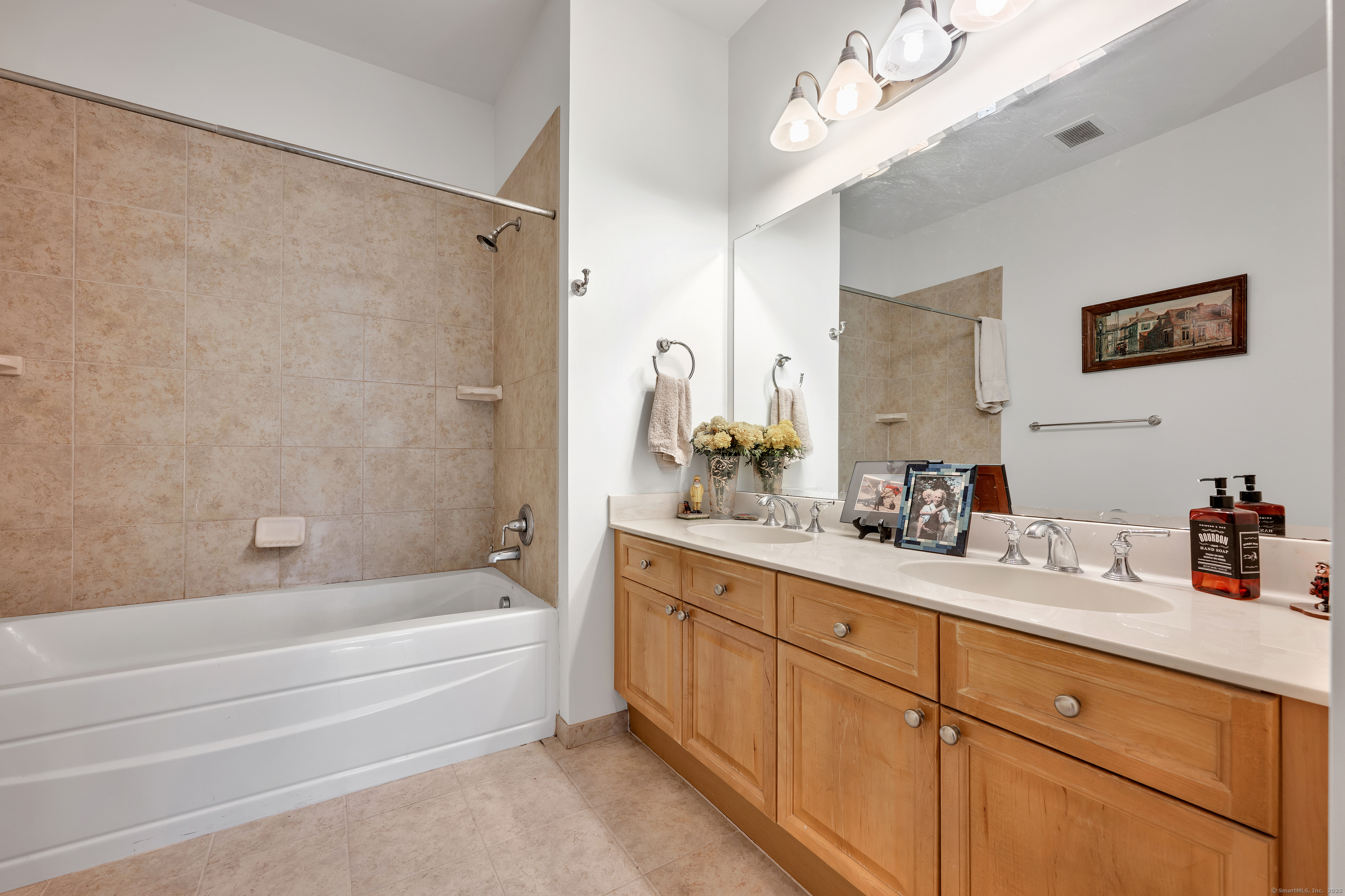 1 King Philip Drive 307