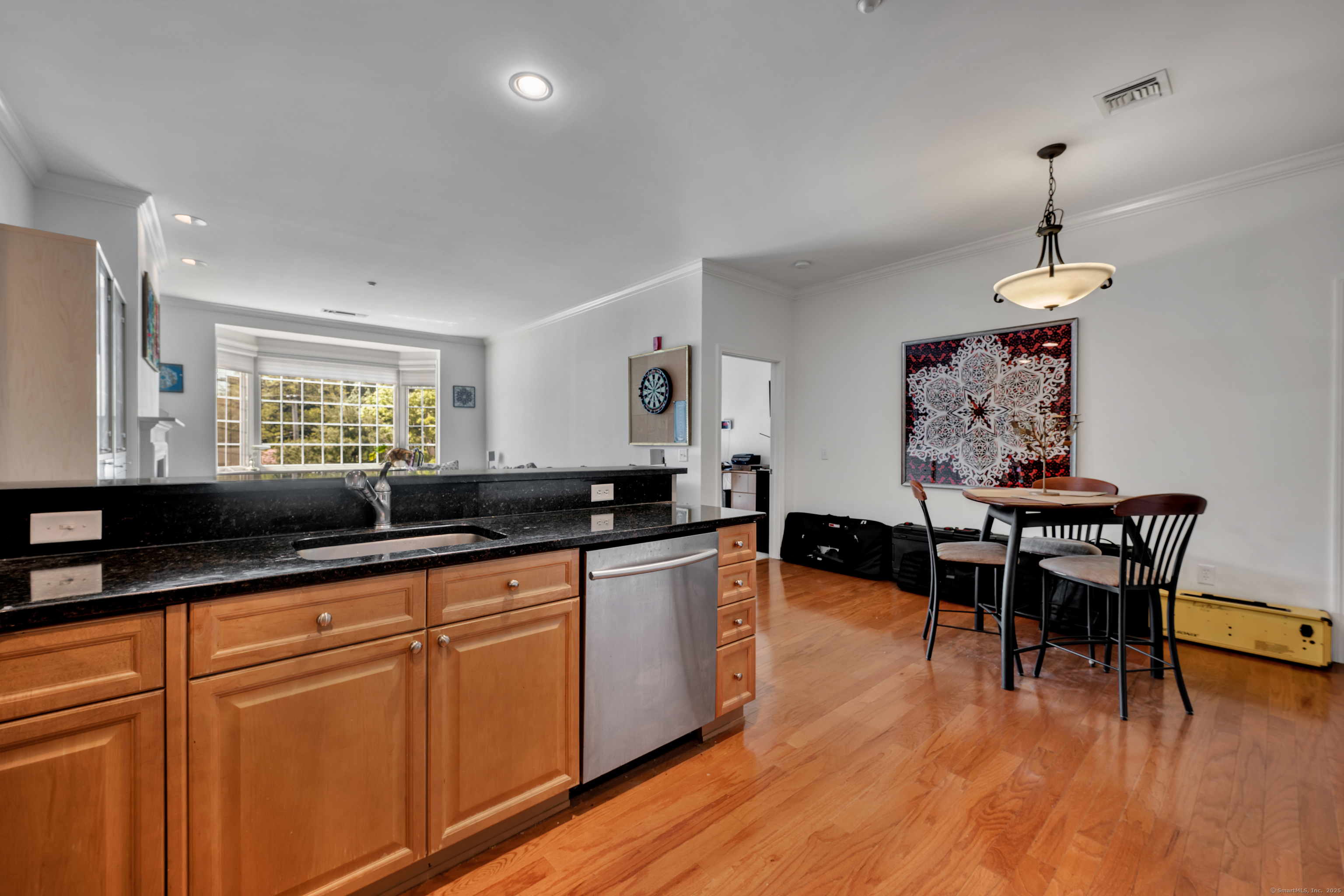 1 King Philip Drive 307